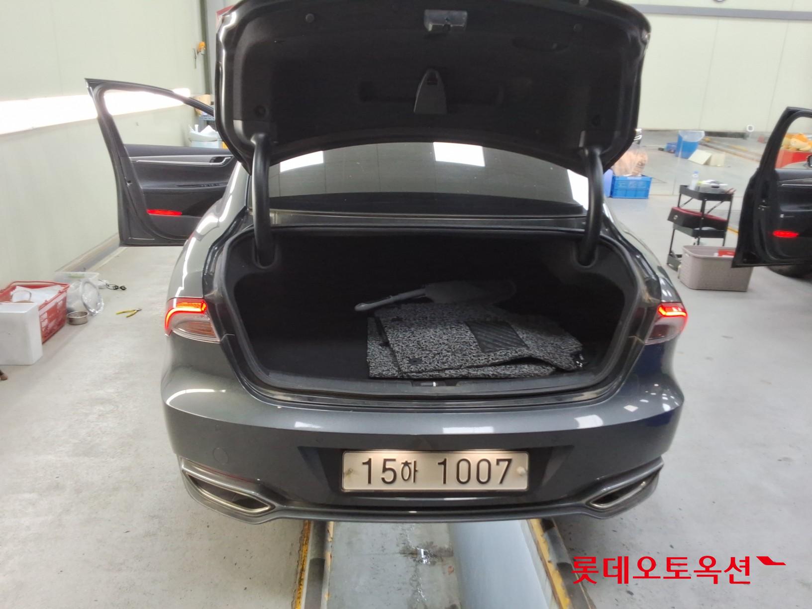 2022 - hyundai grandeur