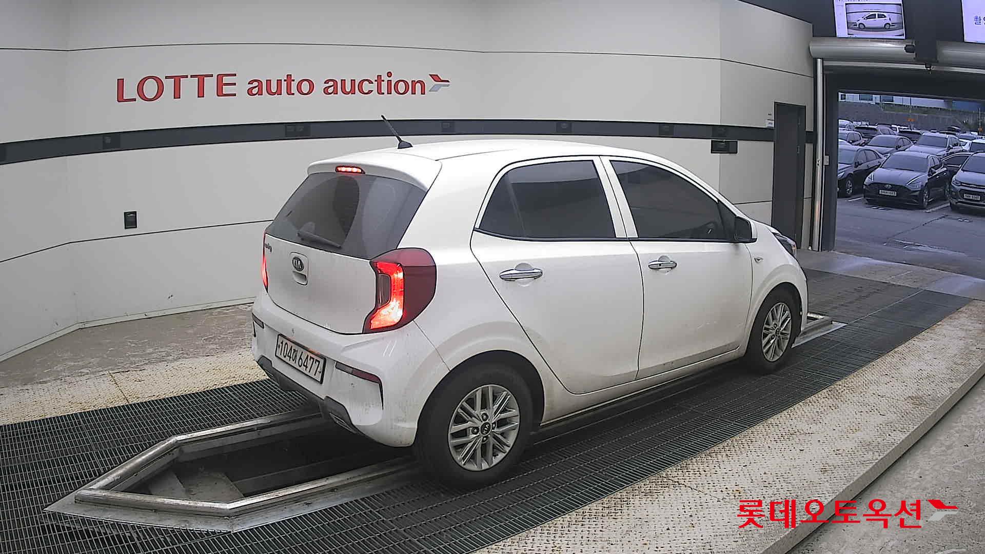 2021 - kia morning