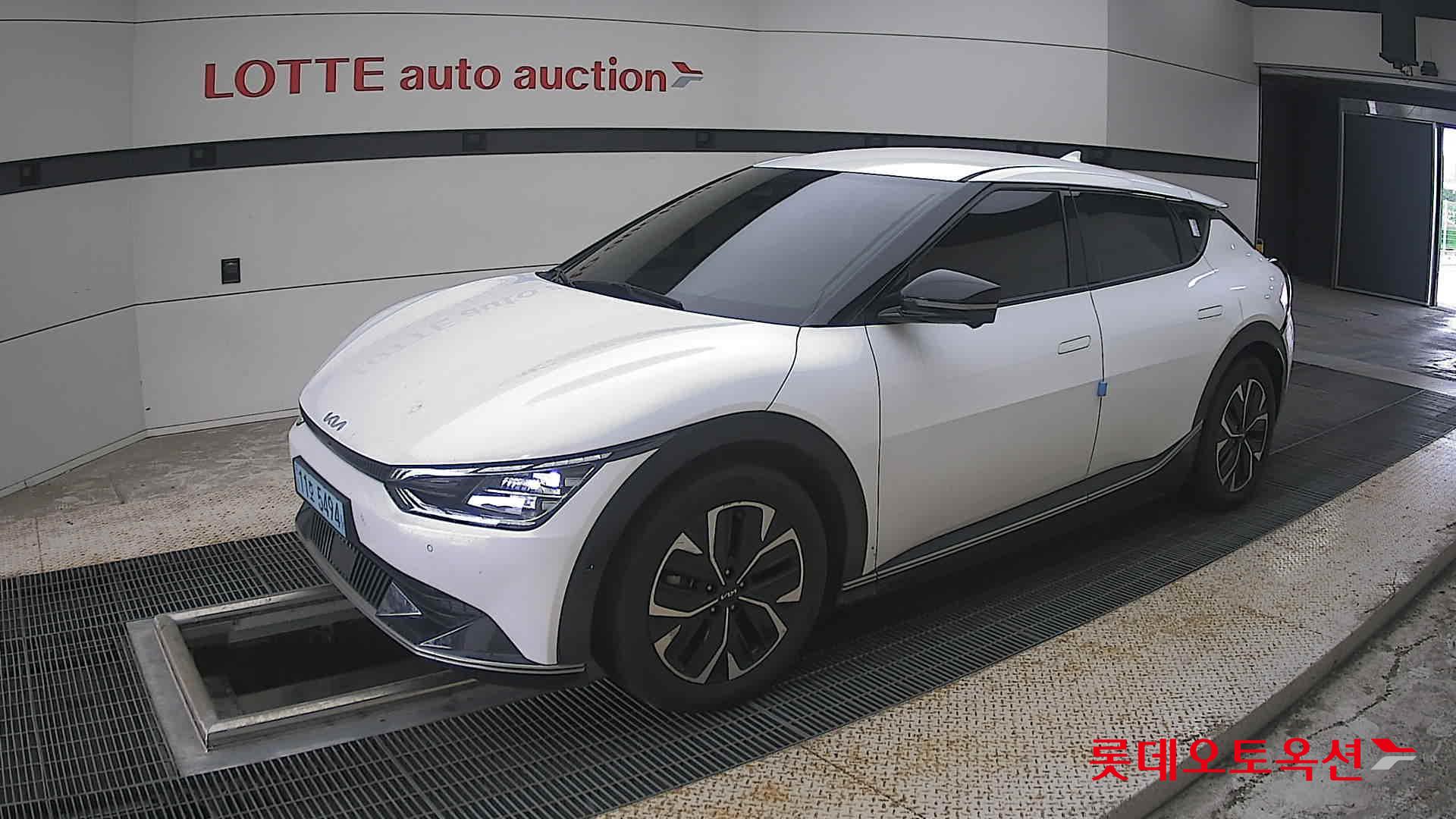 2022 - kia ev6