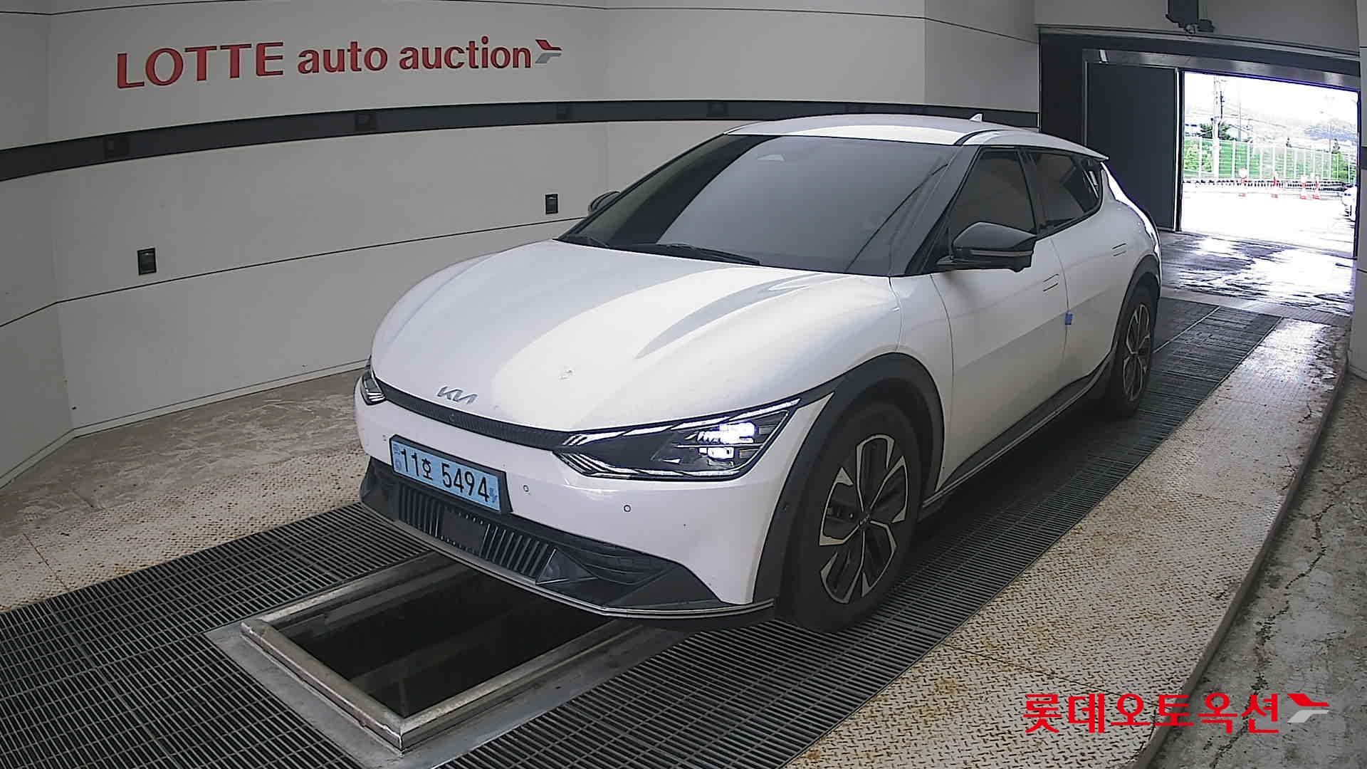 2022 - kia ev6