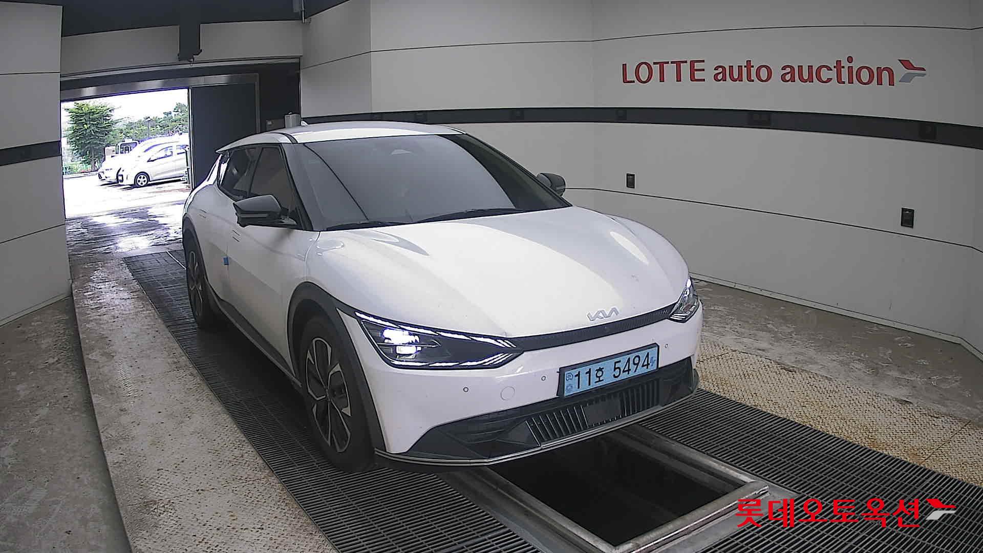 2022 - kia ev6