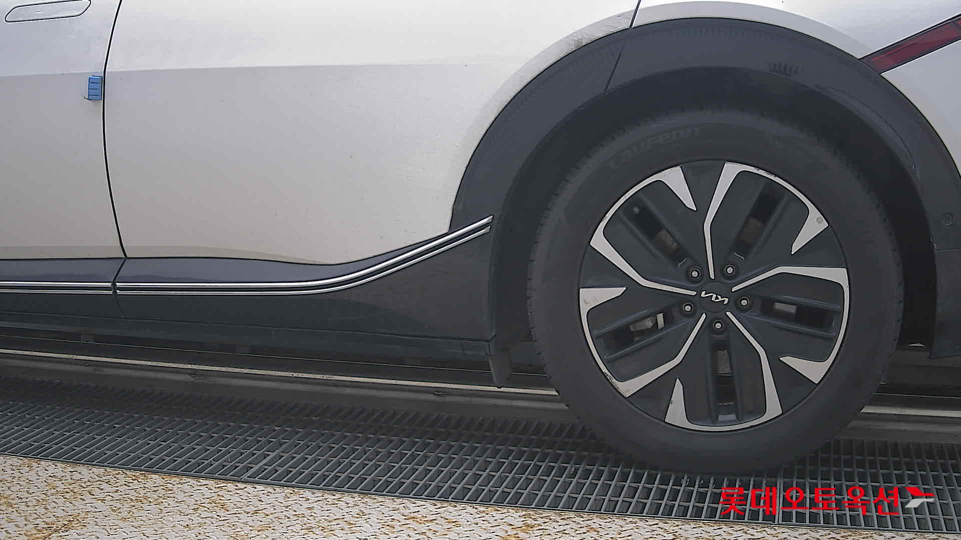2022 - kia ev6
