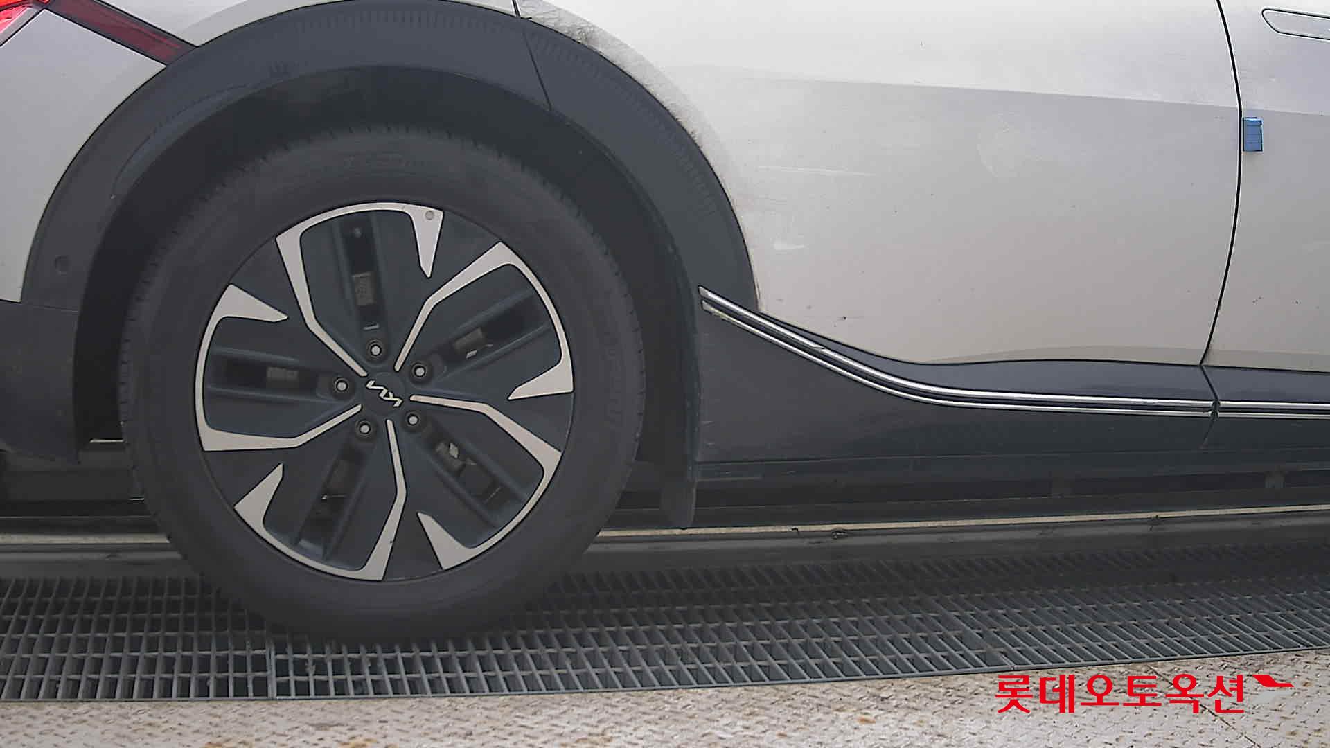 2022 - kia ev6