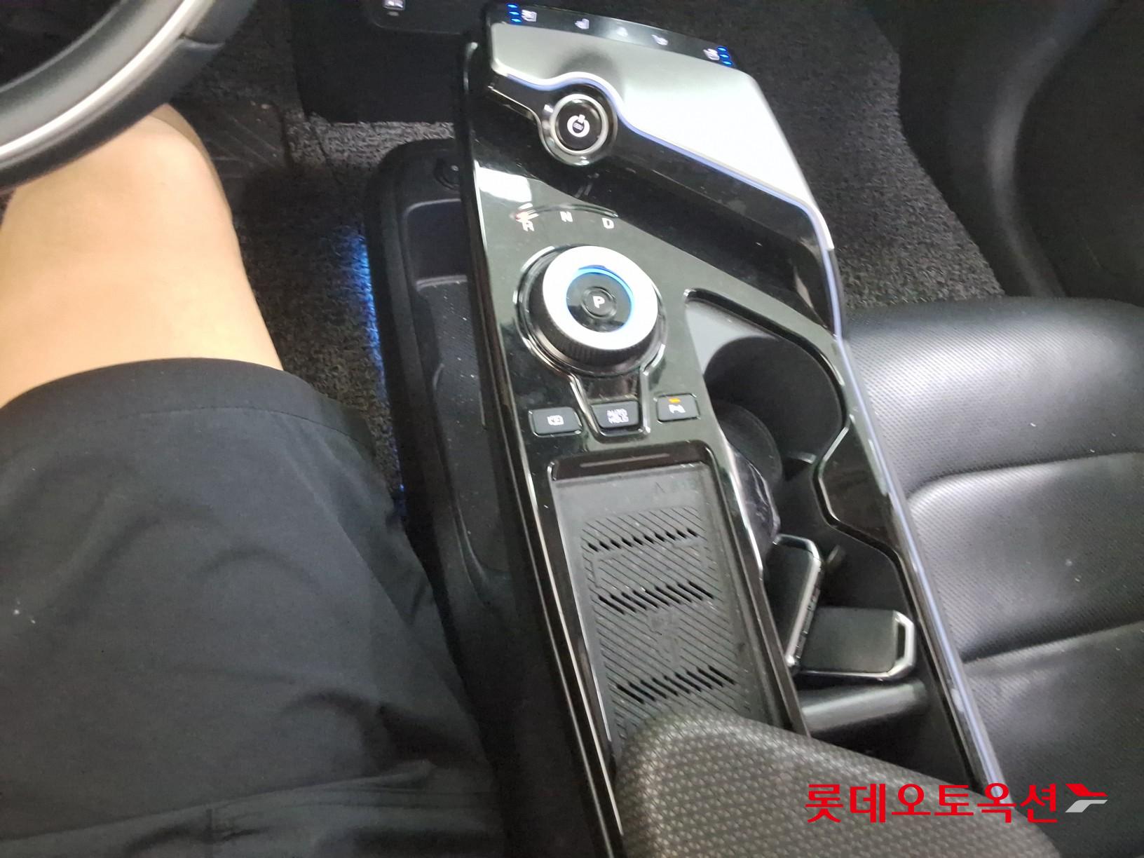 2022 - kia ev6