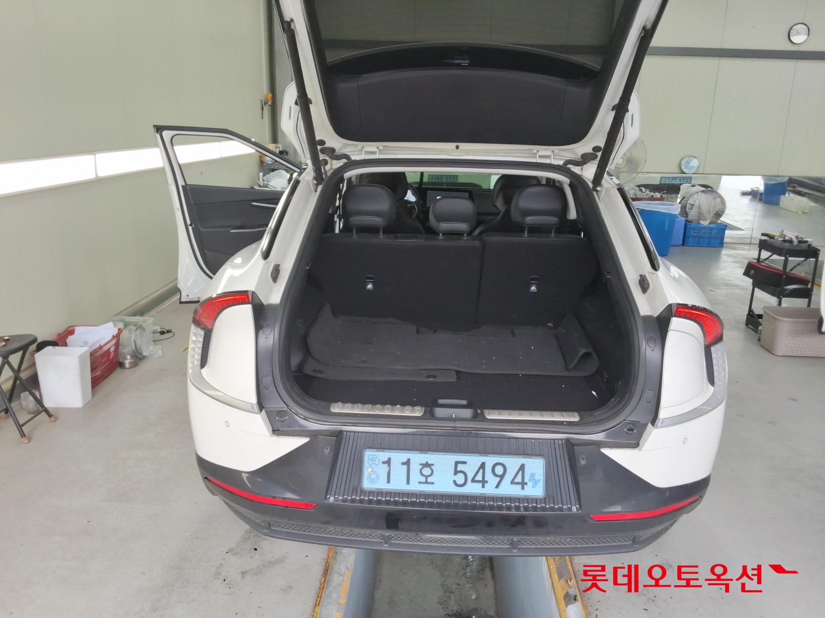2022 - kia ev6