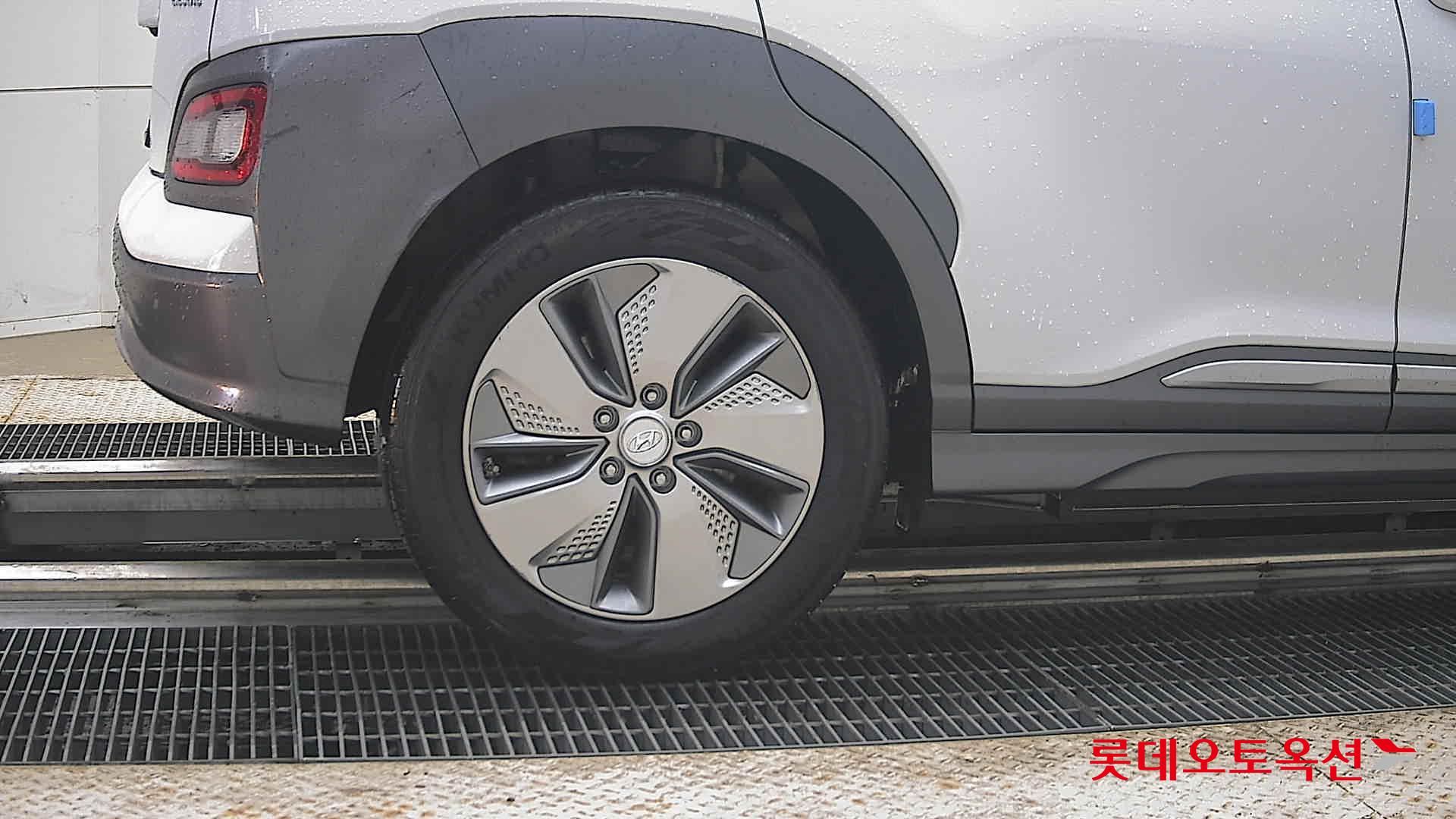 2020 - hyundai kona