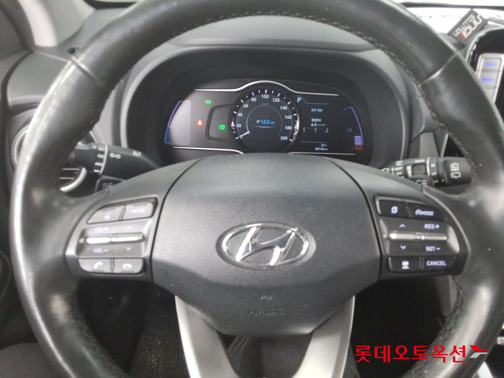 2020 - hyundai kona