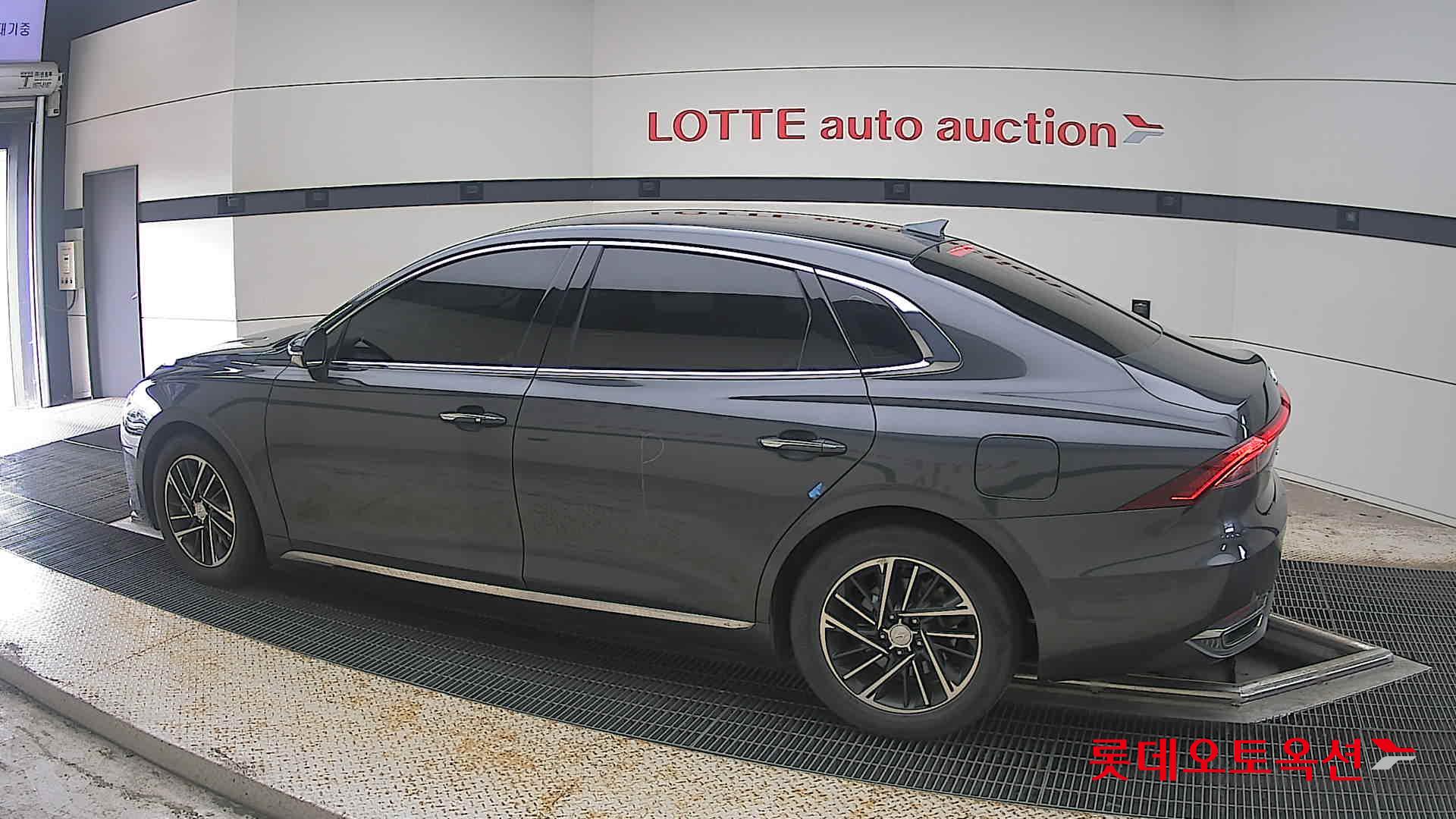 2020 - hyundai grandeur