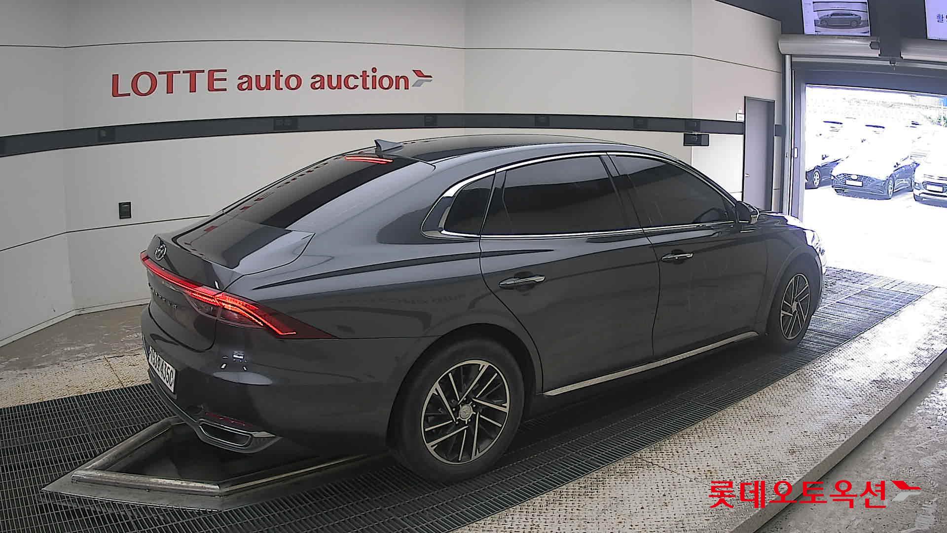 2020 - hyundai grandeur