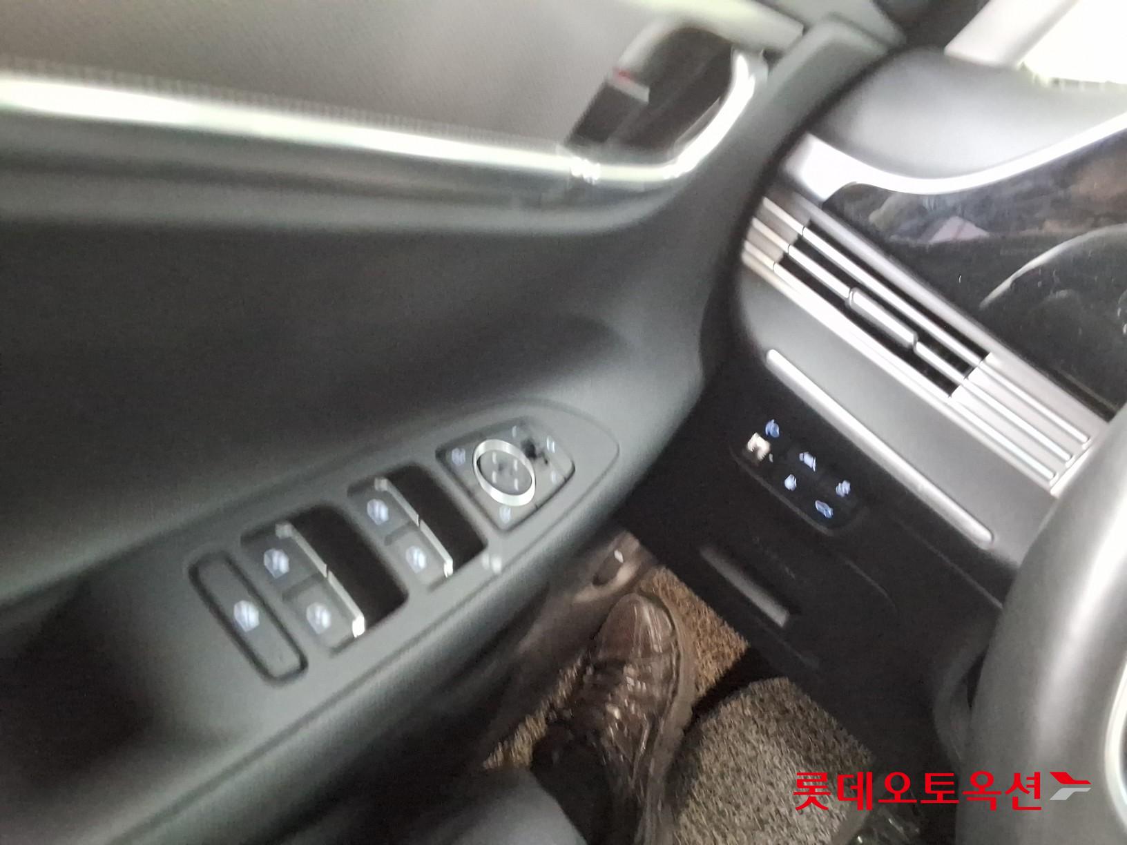 2020 - hyundai grandeur
