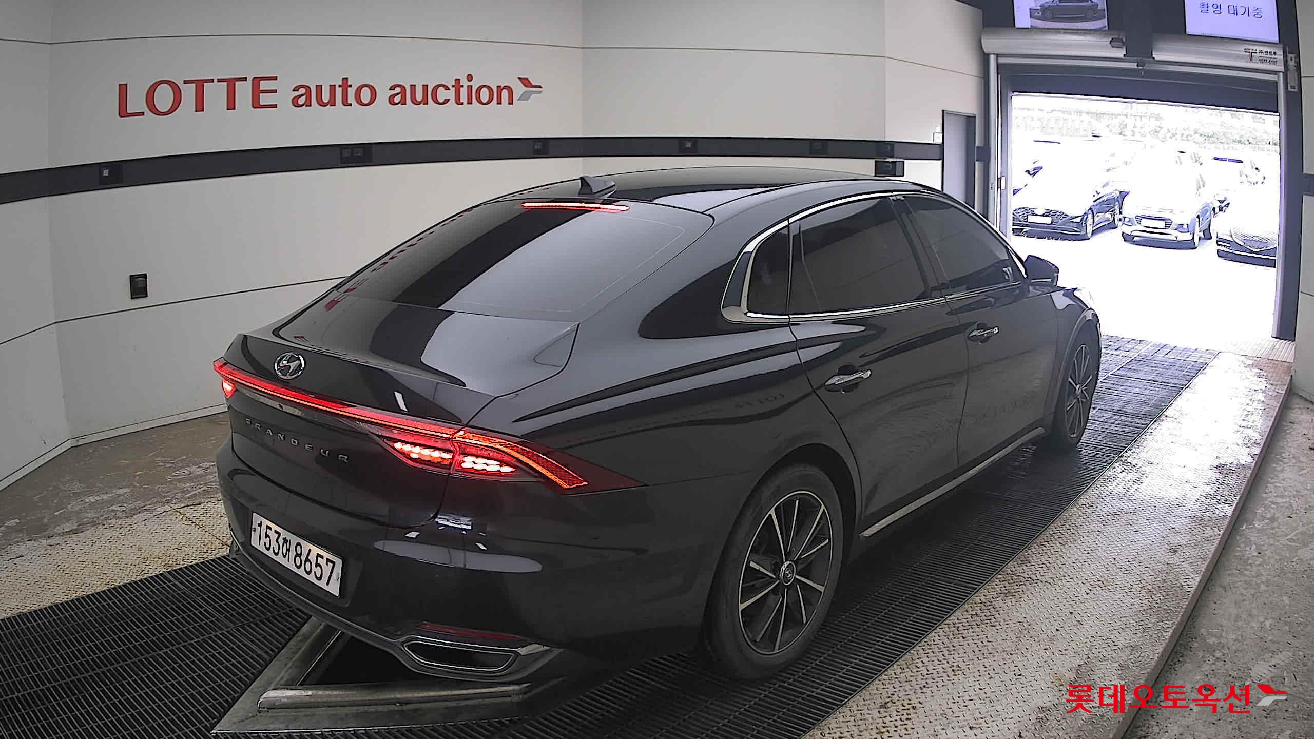 2021 - hyundai grandeur