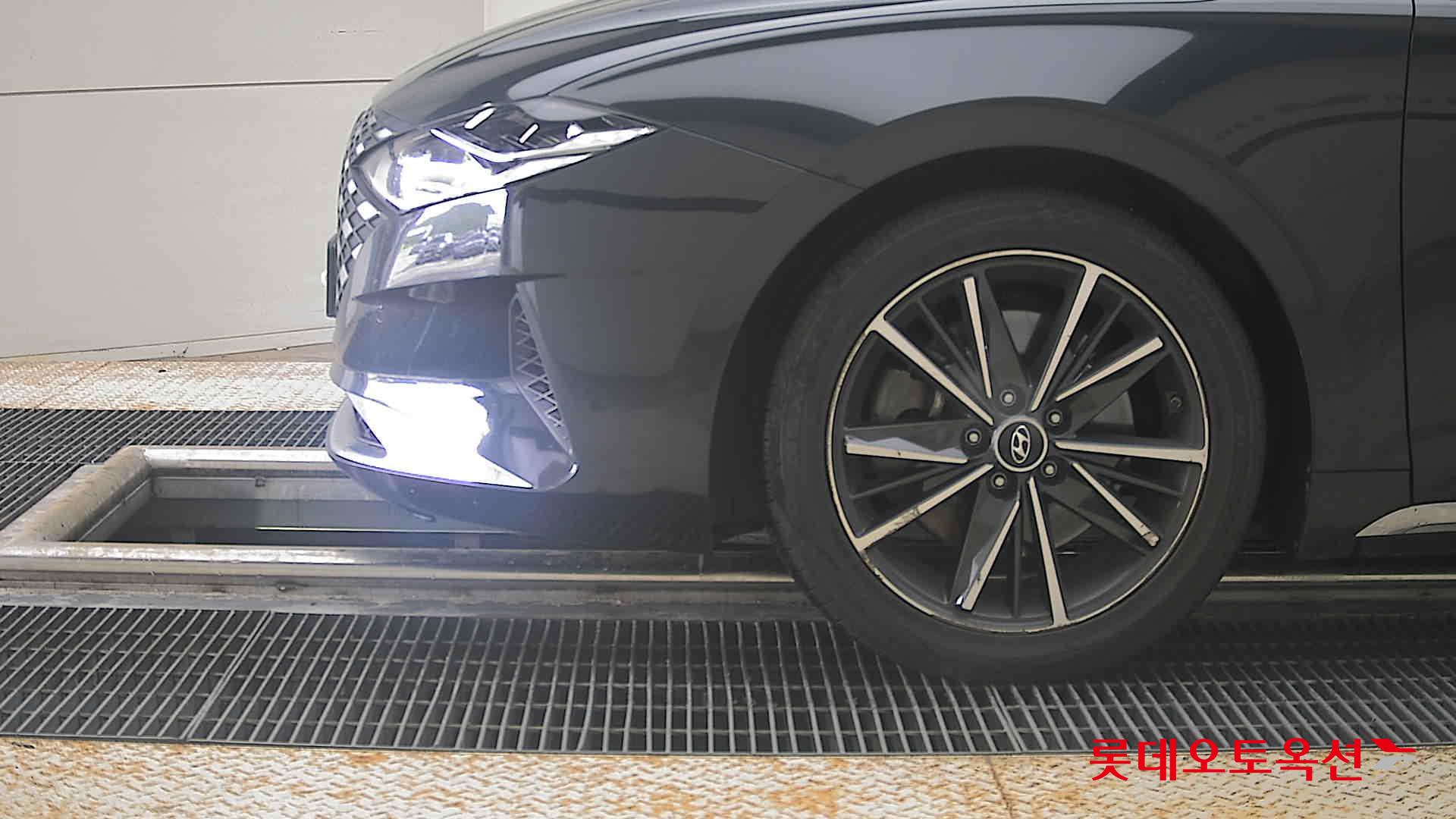 2021 - hyundai grandeur