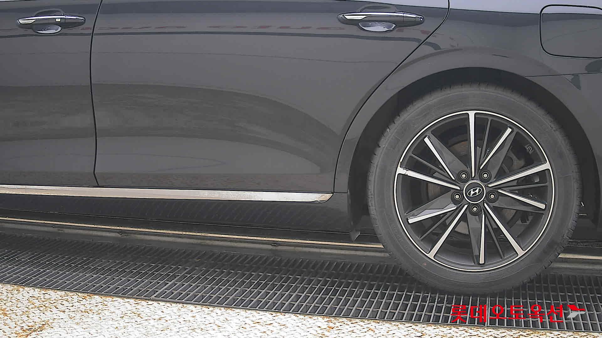 2021 - hyundai grandeur