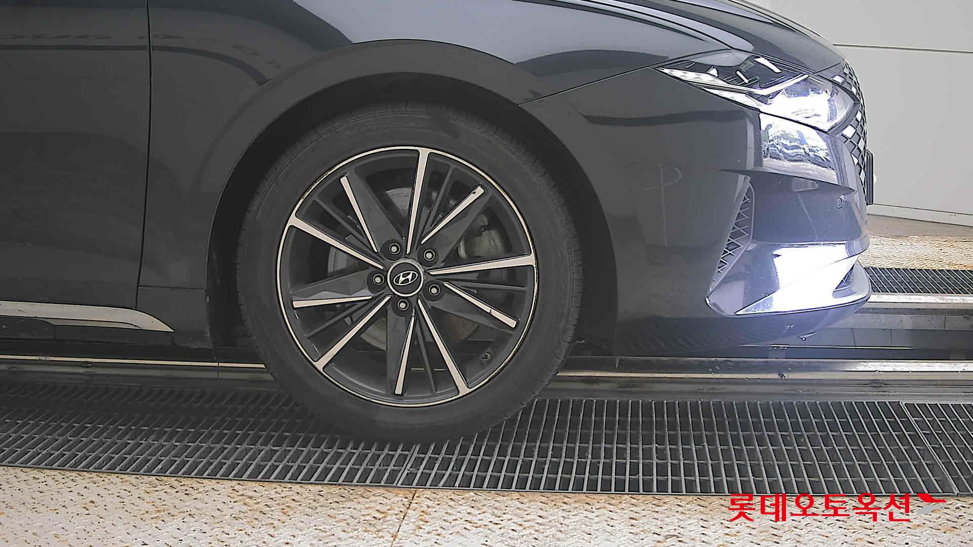 2021 - hyundai grandeur