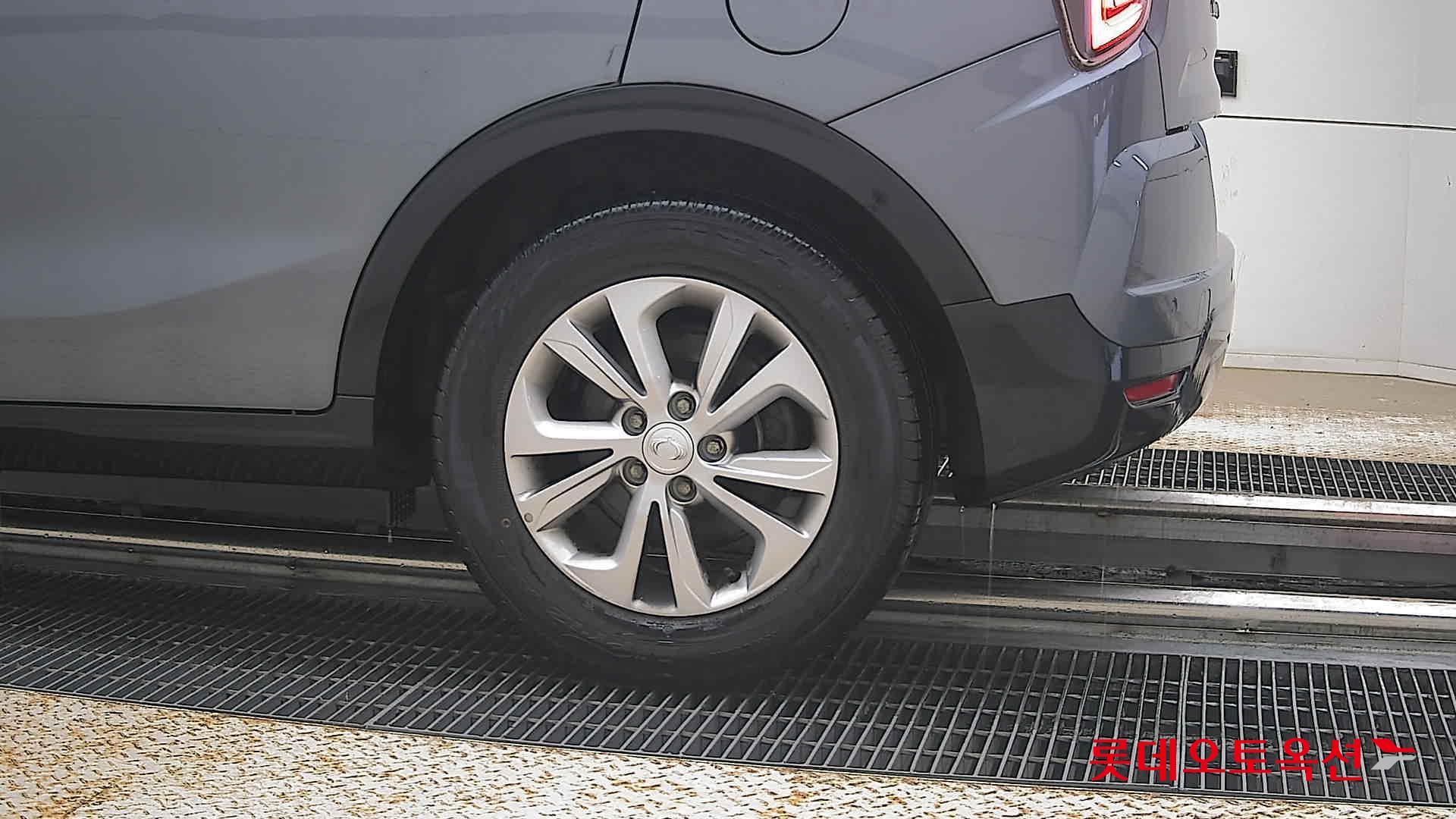 2021 - ssangyong tivoli