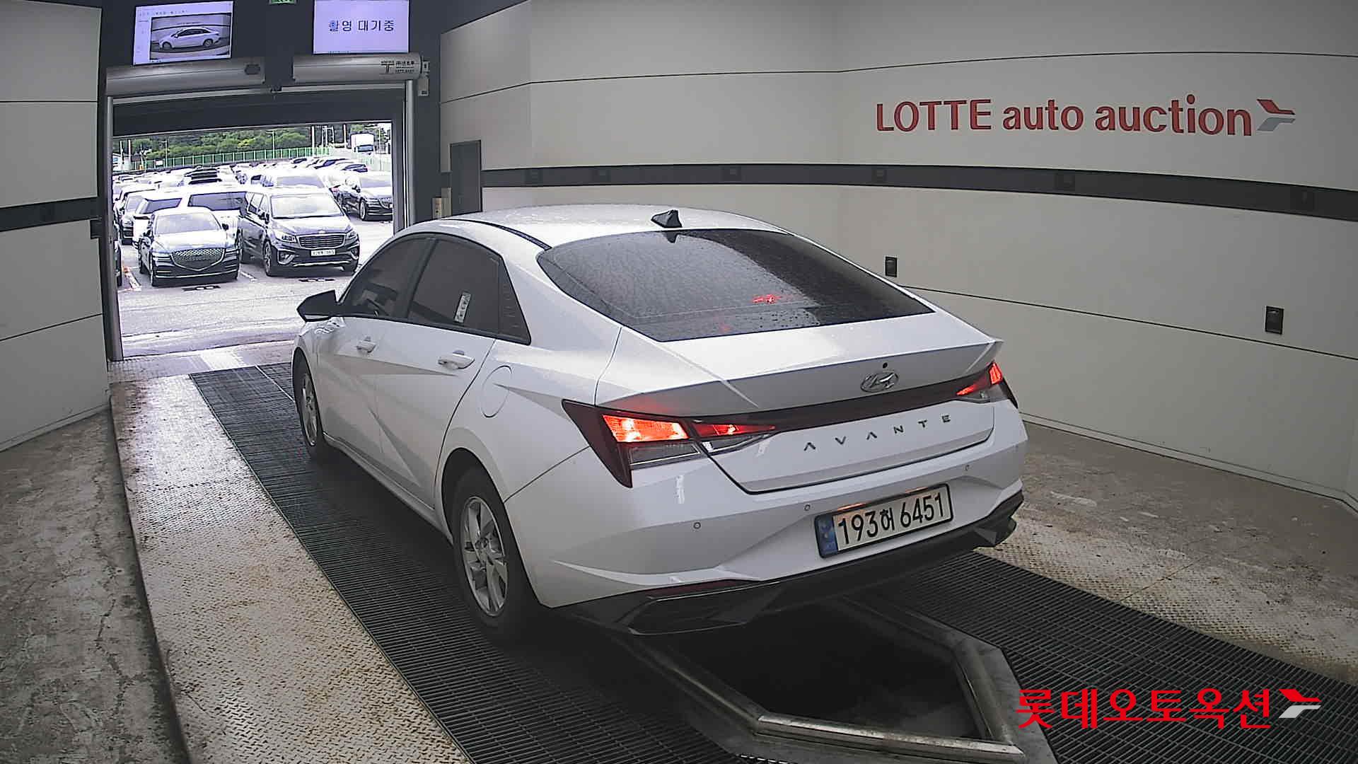 2023 - hyundai avante