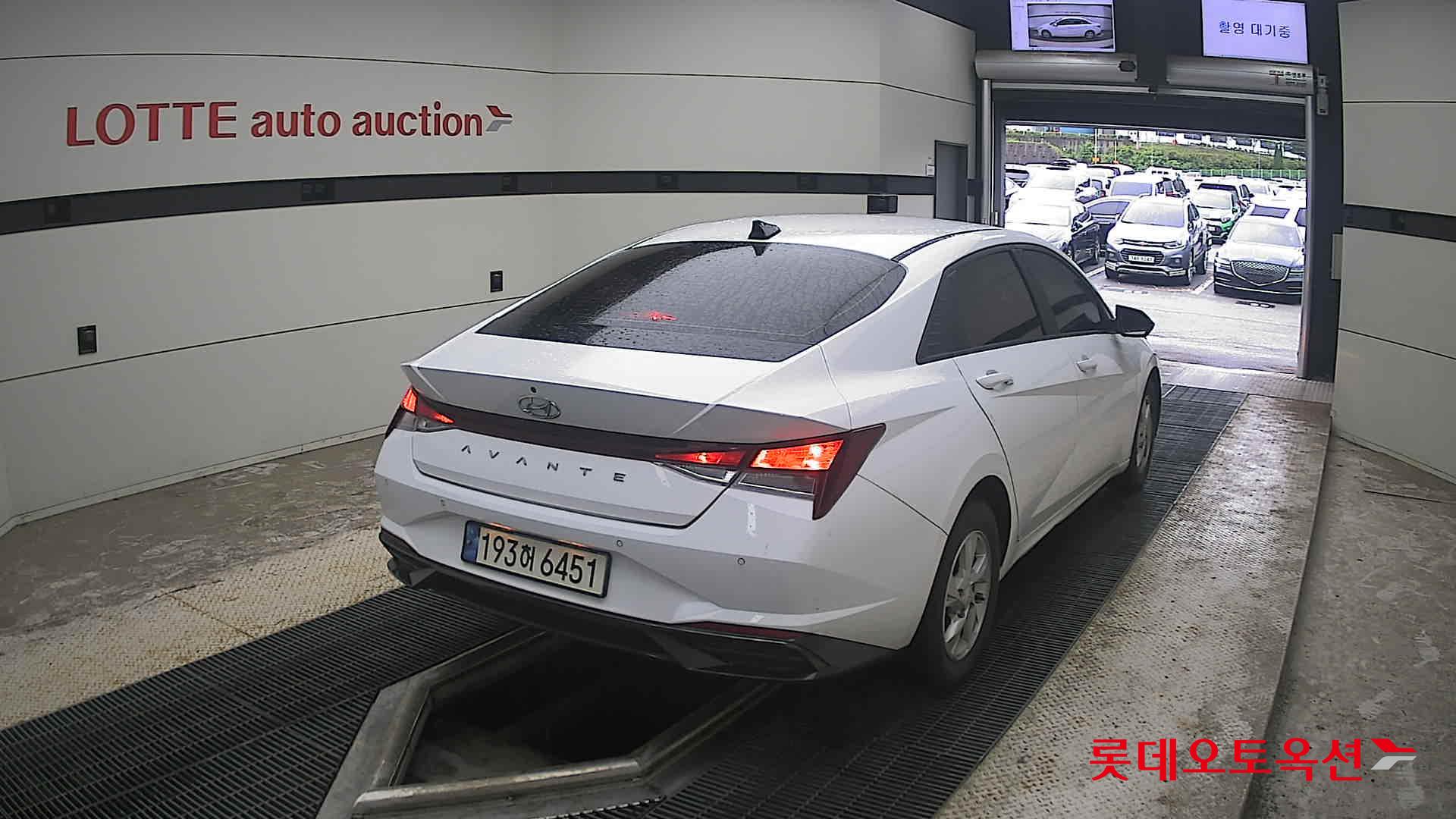 2023 - hyundai avante