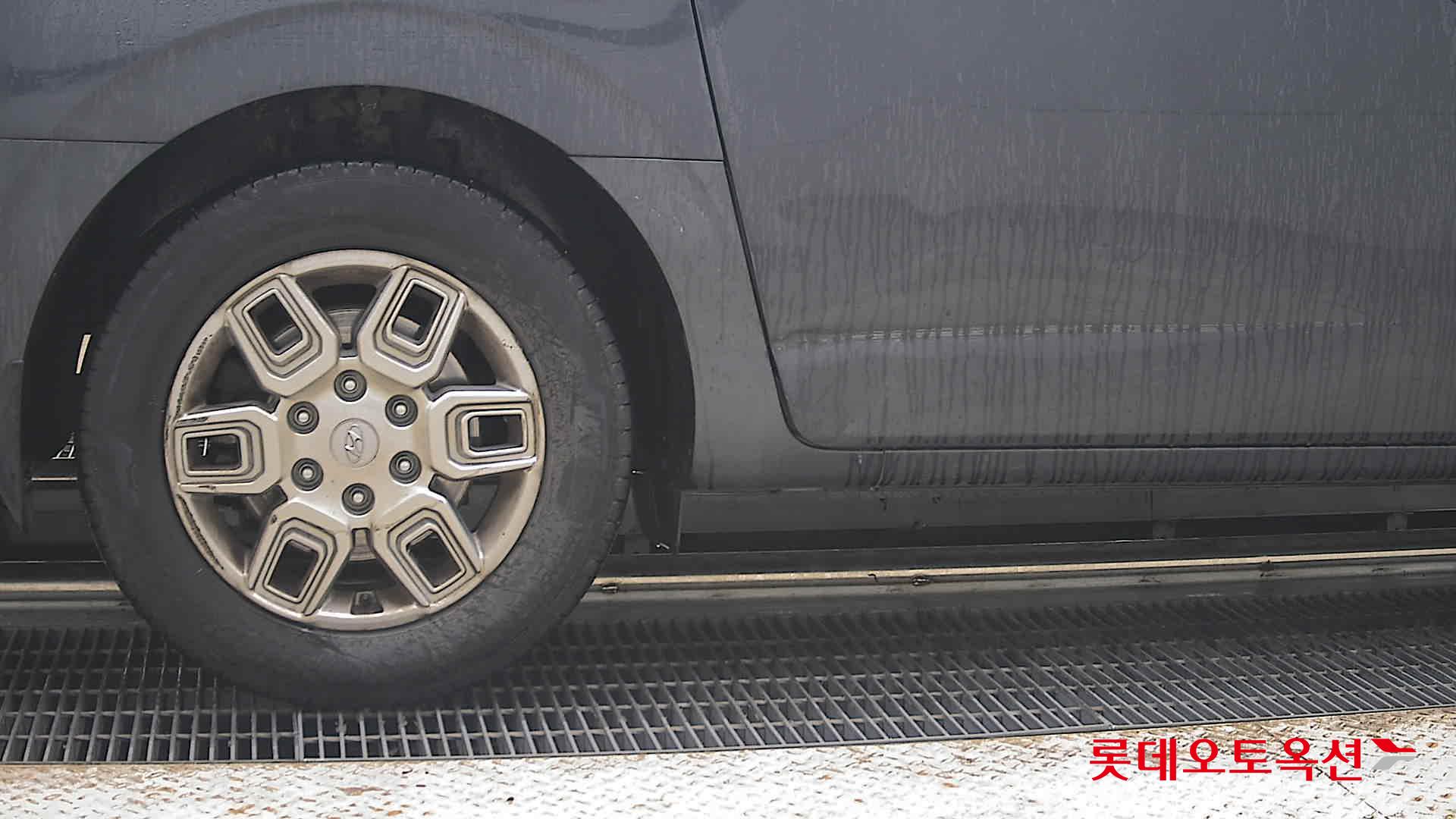 2022 - hyundai staria