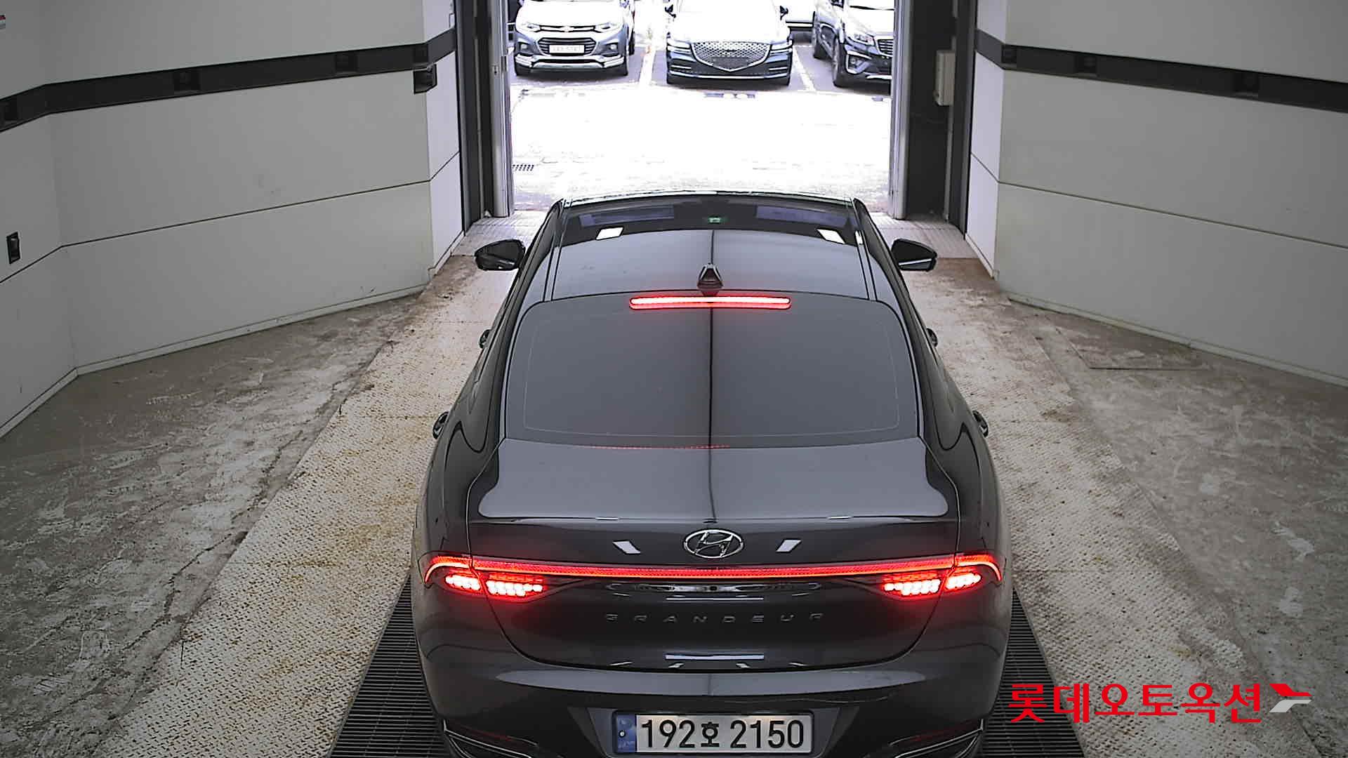 2022 - hyundai grandeur