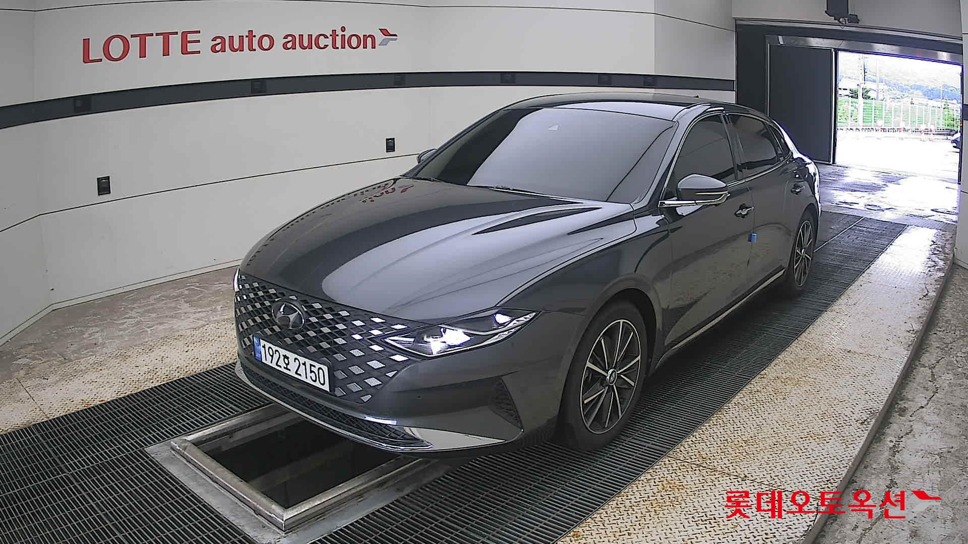 2022 - hyundai grandeur