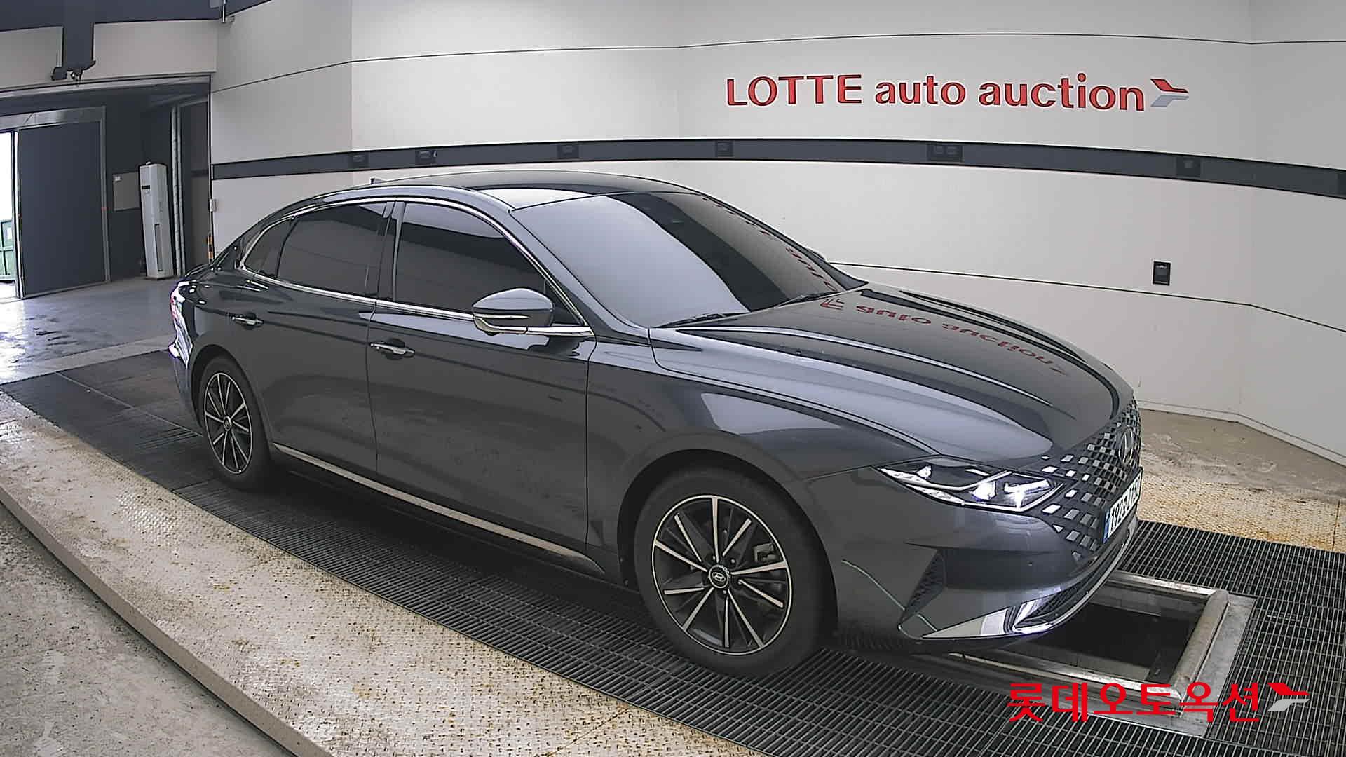 2022 - hyundai grandeur