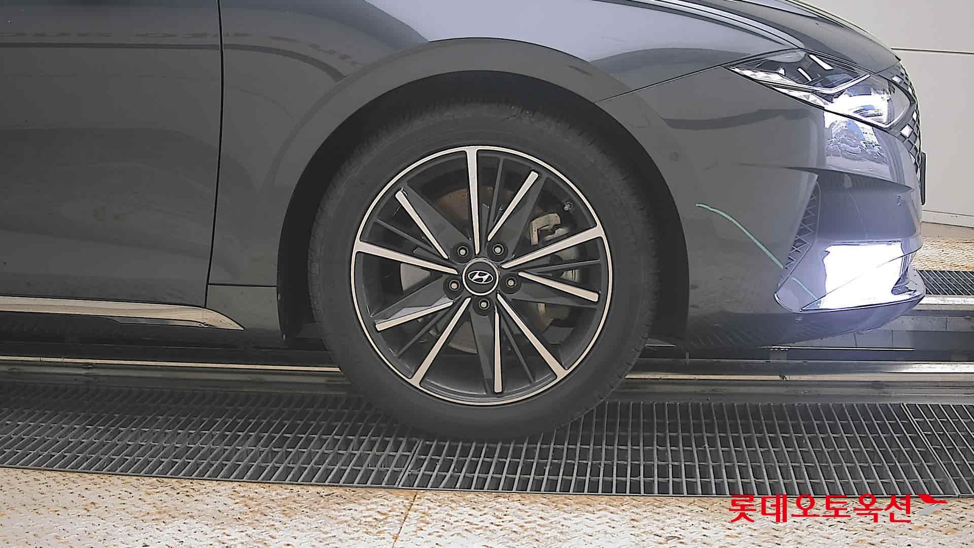 2022 - hyundai grandeur
