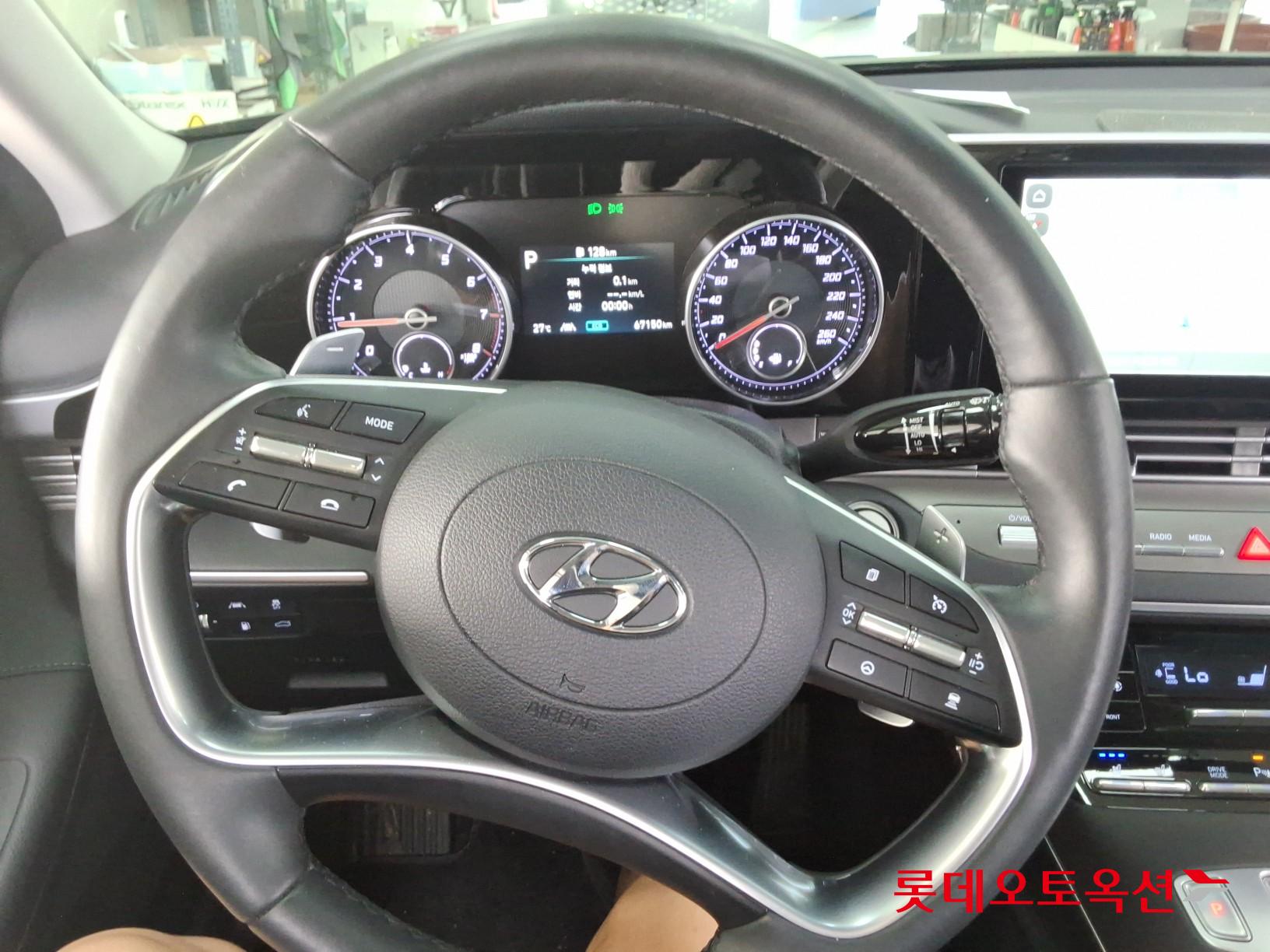 2022 - hyundai grandeur