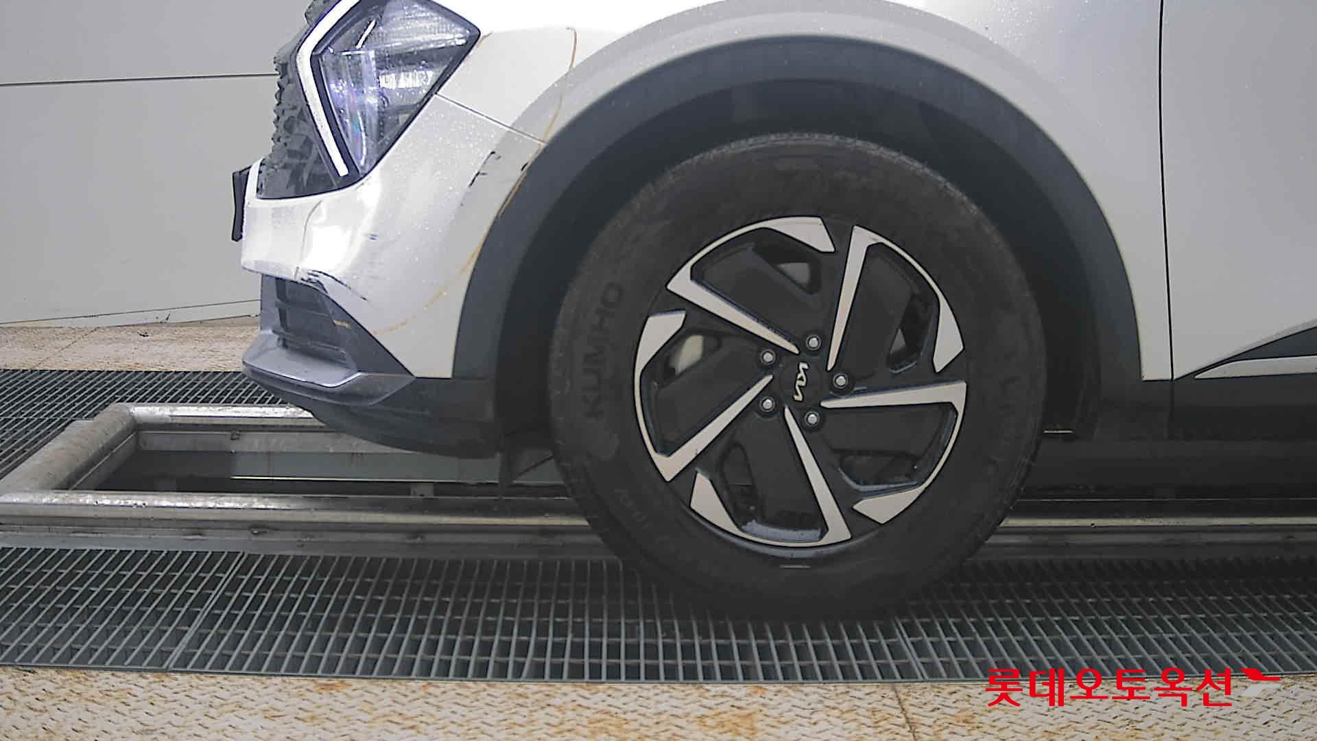 2023 - kia sportage