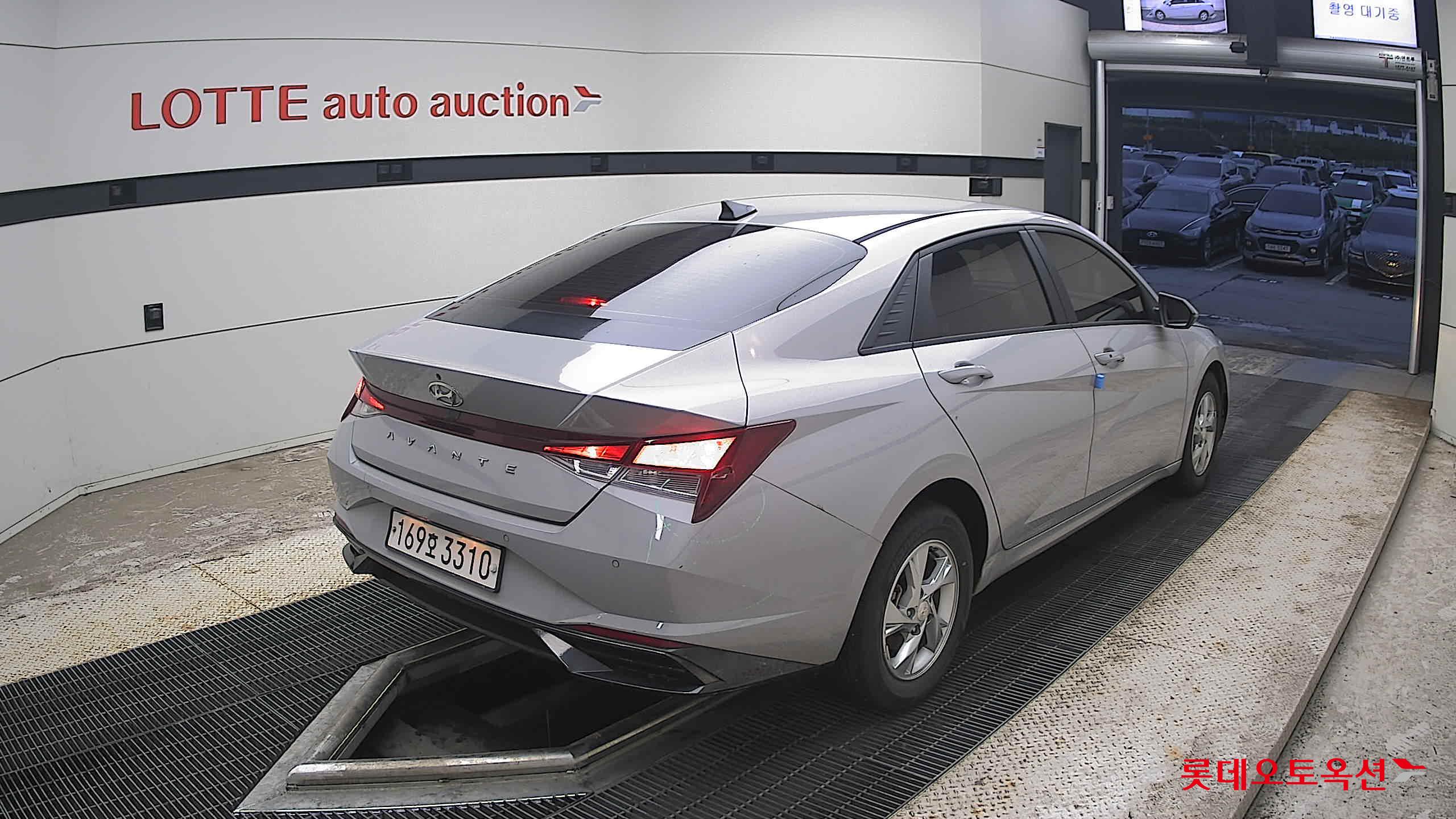2023 - hyundai avante