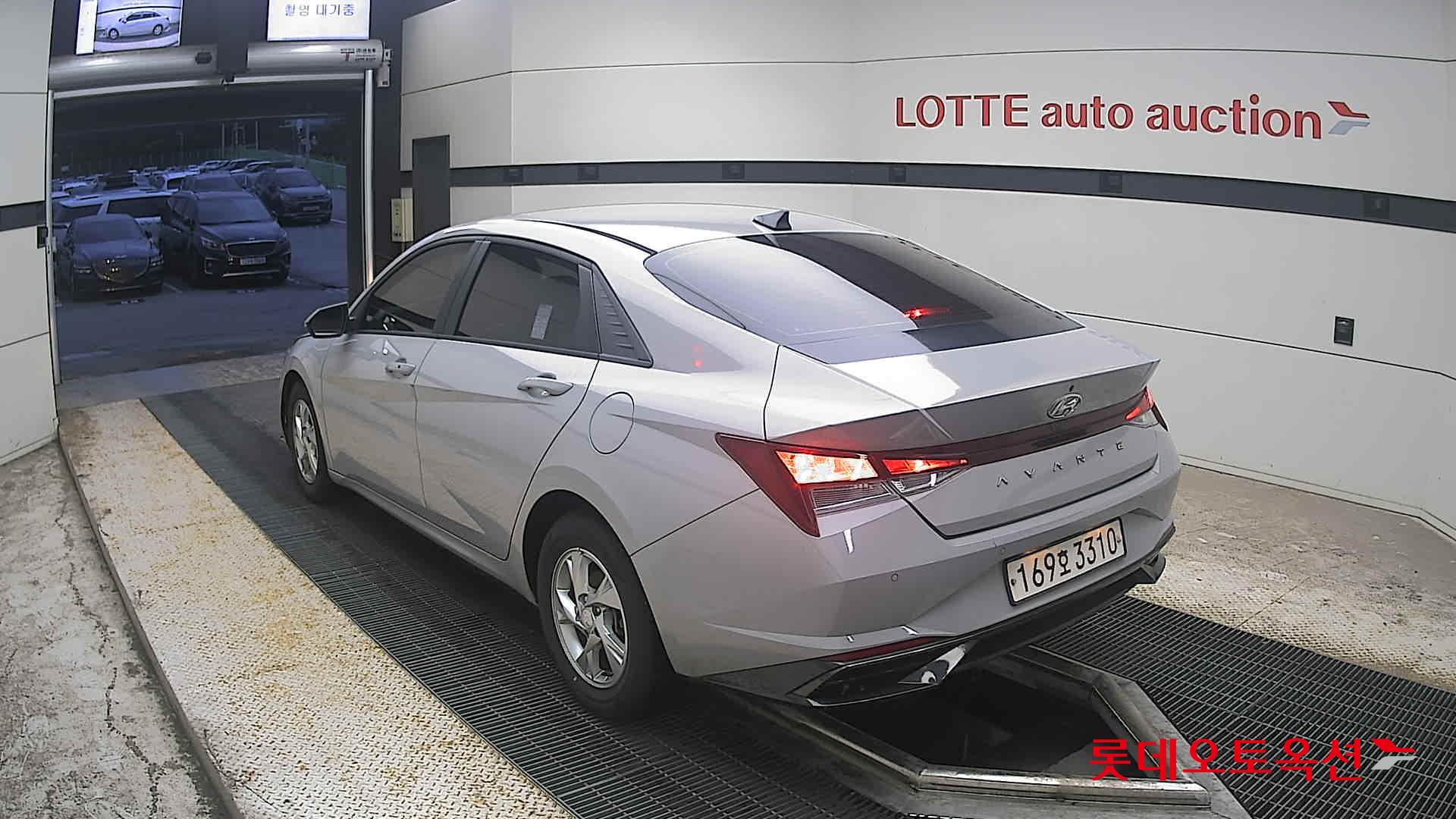 2023 - hyundai avante