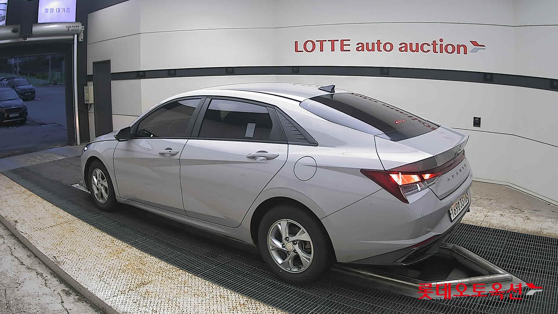 2023 - hyundai avante