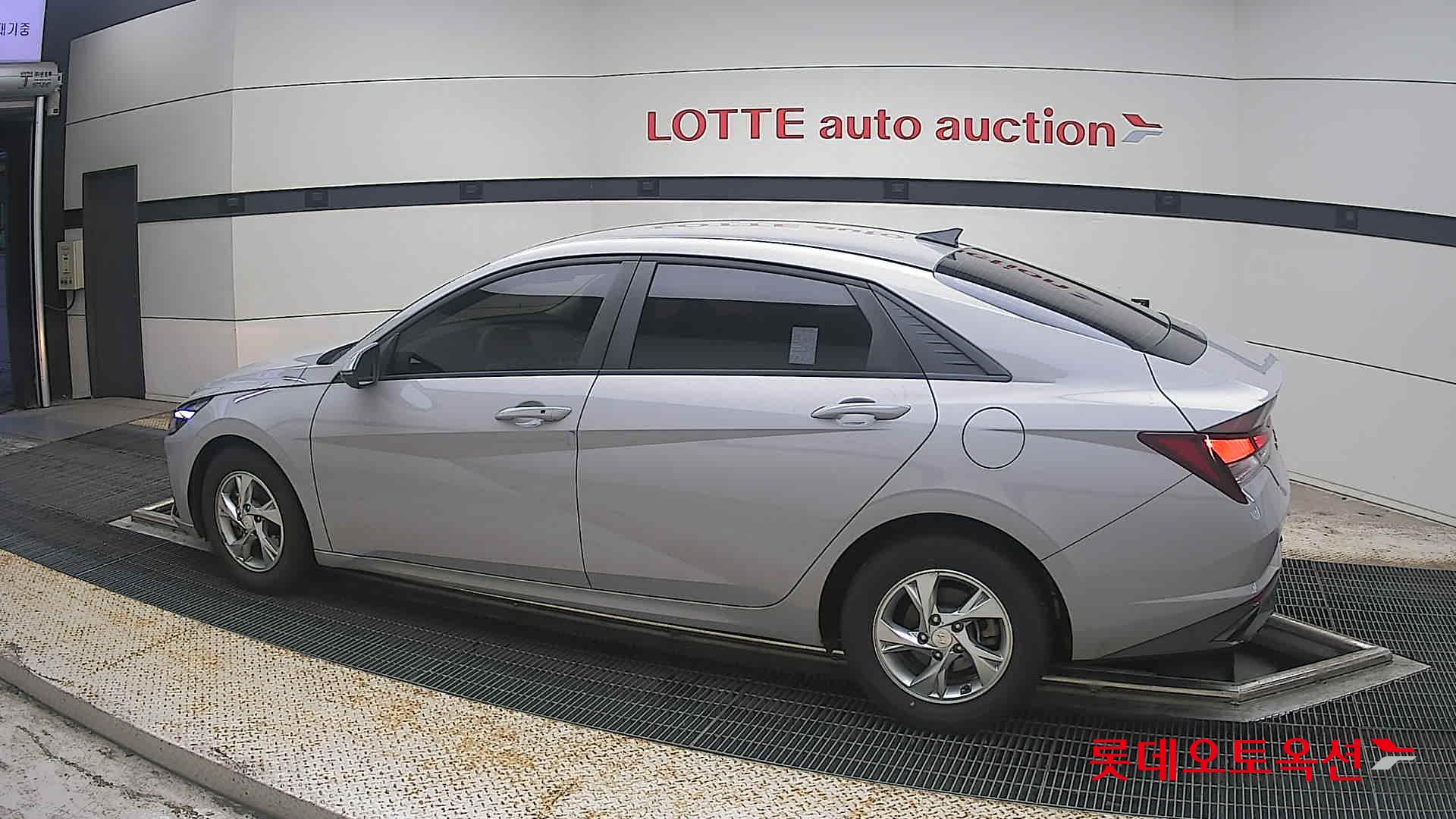 2023 - hyundai avante