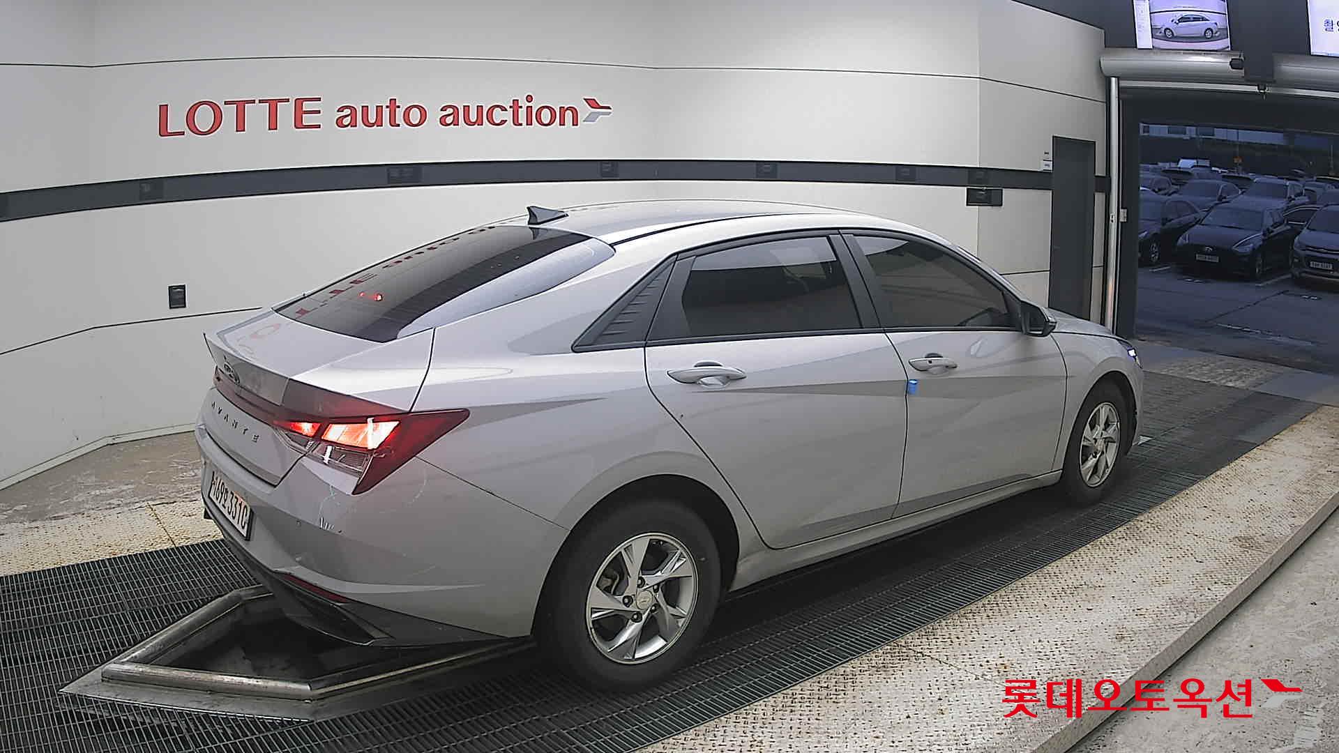 2023 - hyundai avante