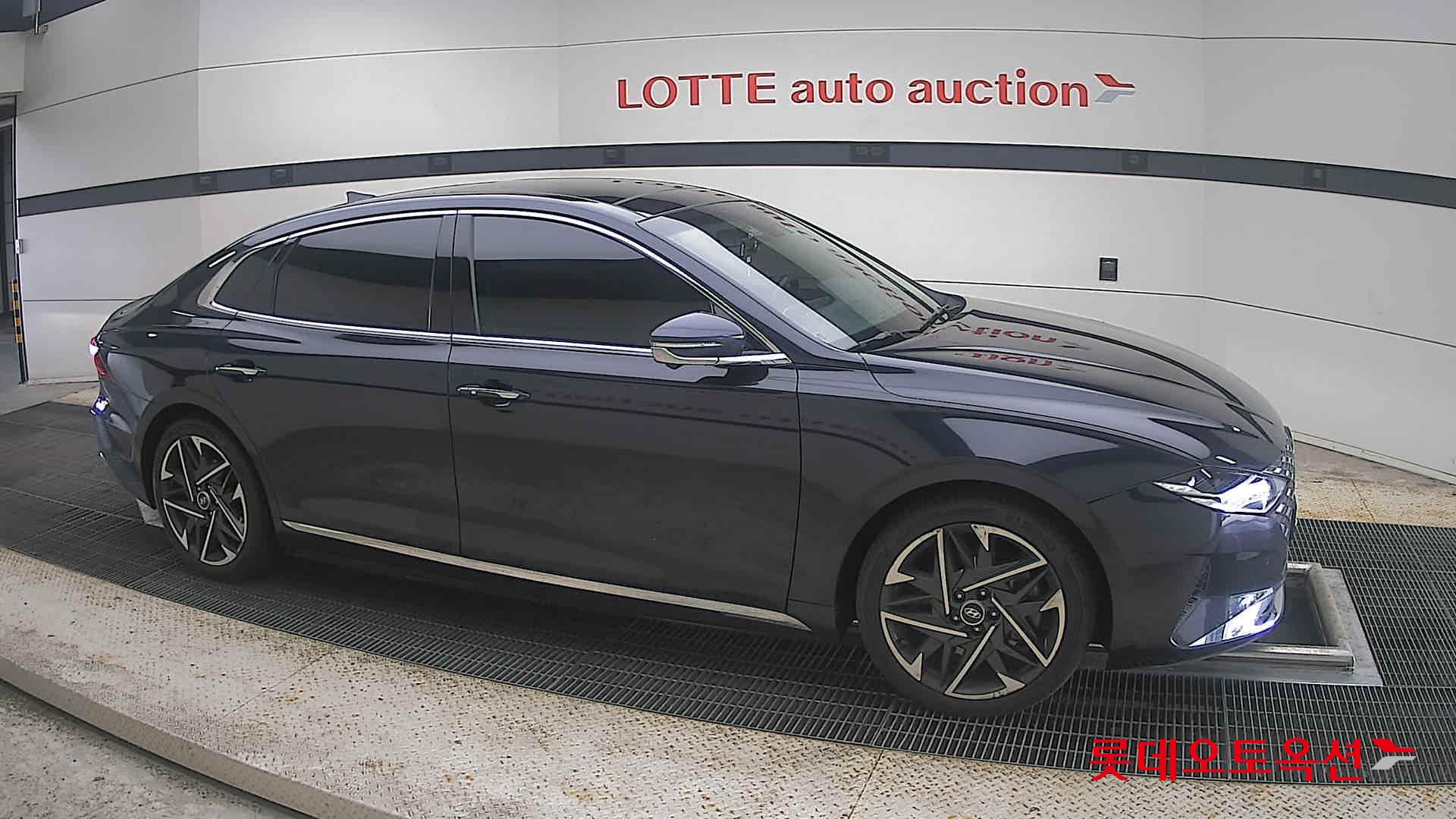 2020 - hyundai grandeur
