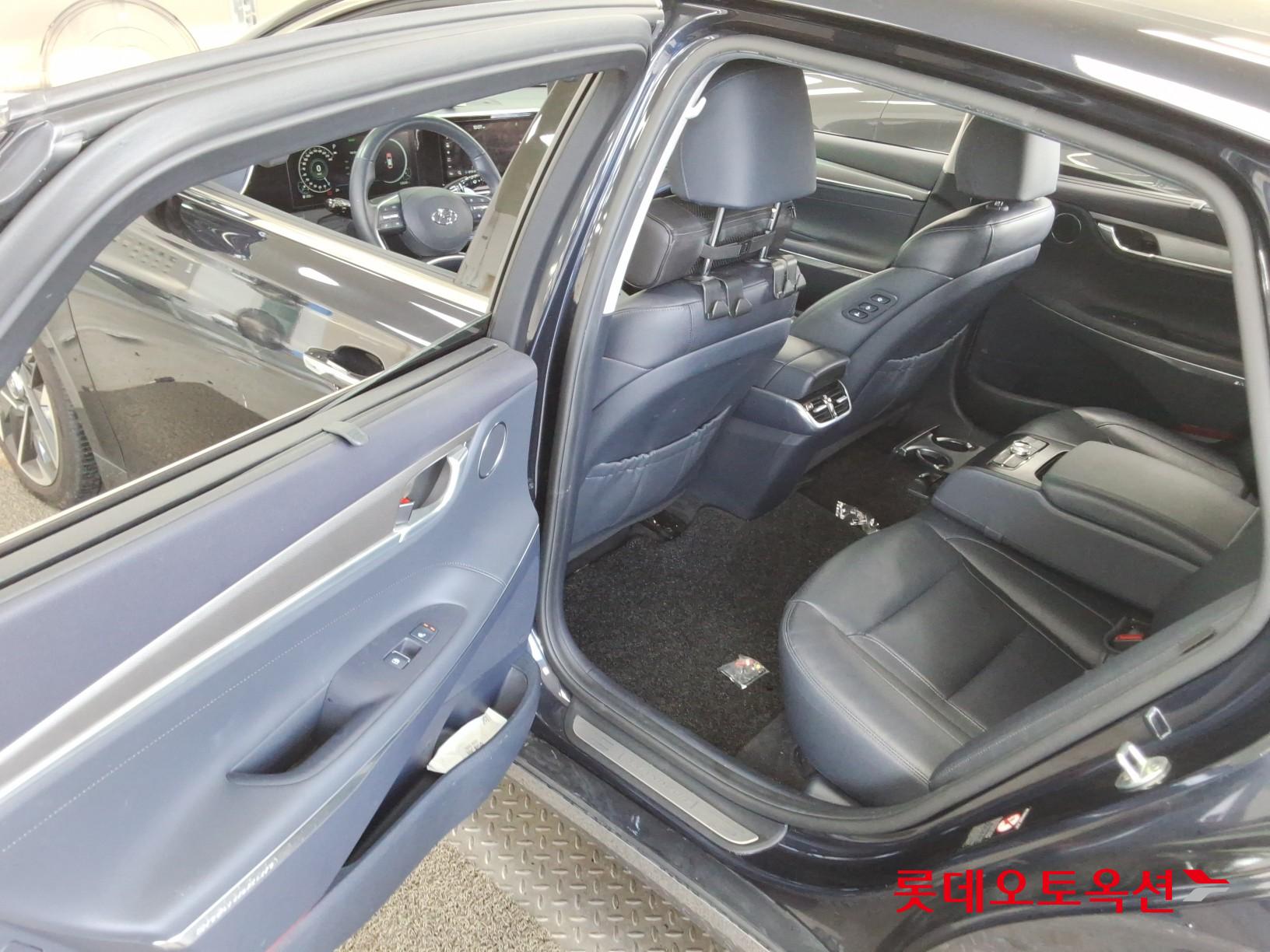 2020 - hyundai grandeur