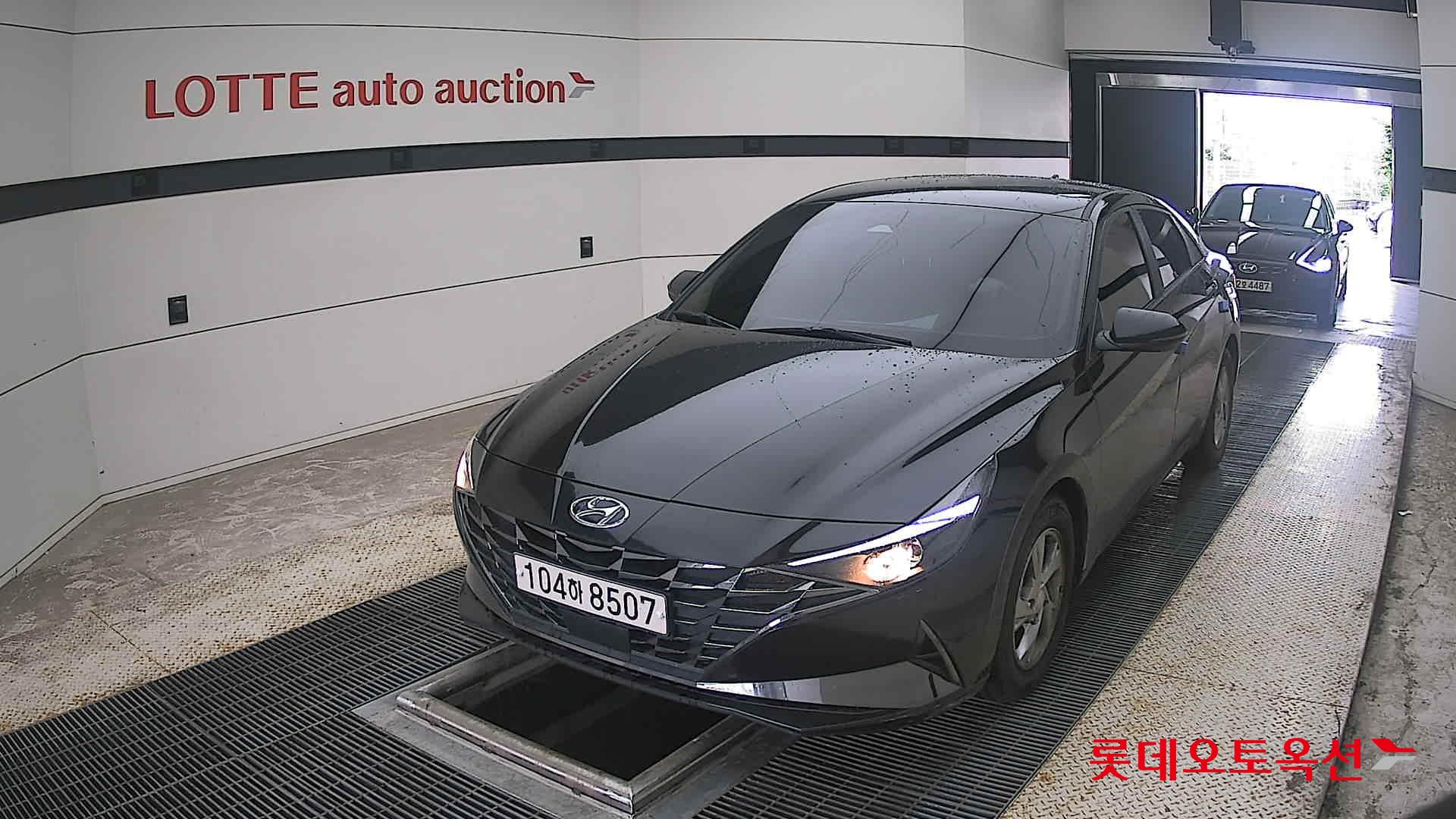 2021 - hyundai avante