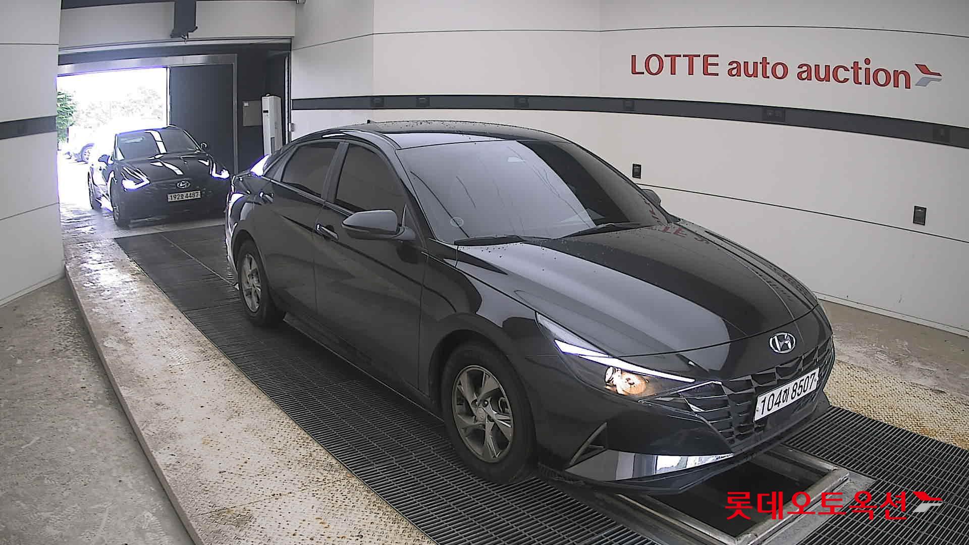 2021 - hyundai avante