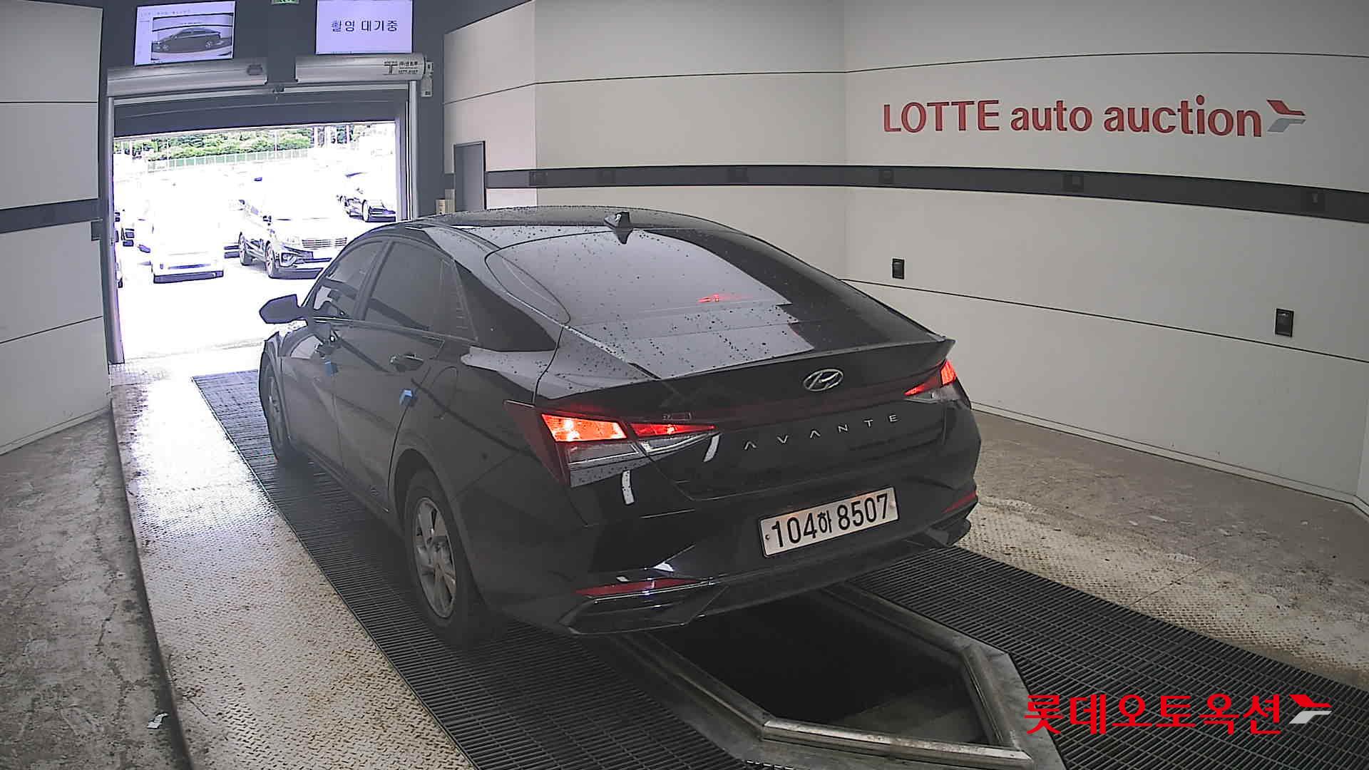 2021 - hyundai avante