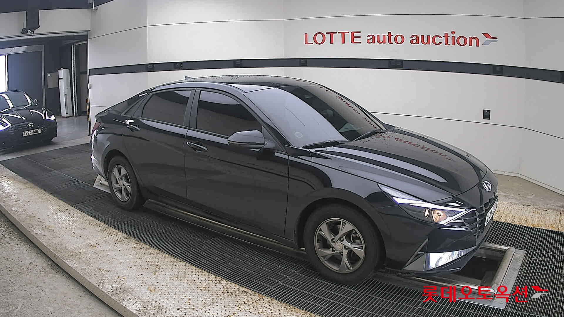 2021 - hyundai avante