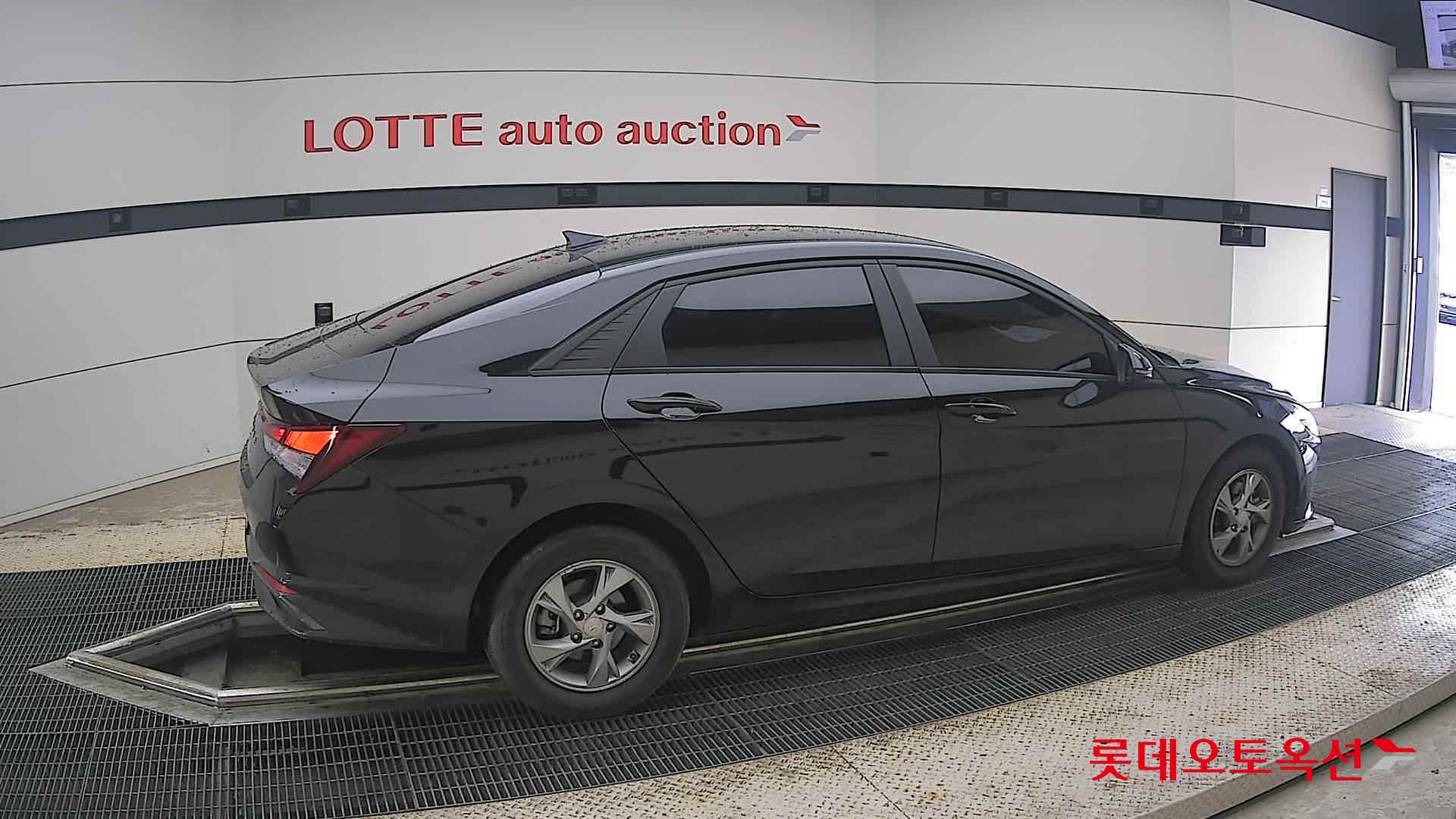 2021 - hyundai avante