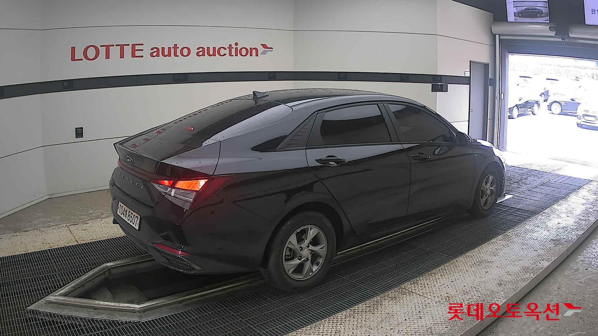 2021 - hyundai avante