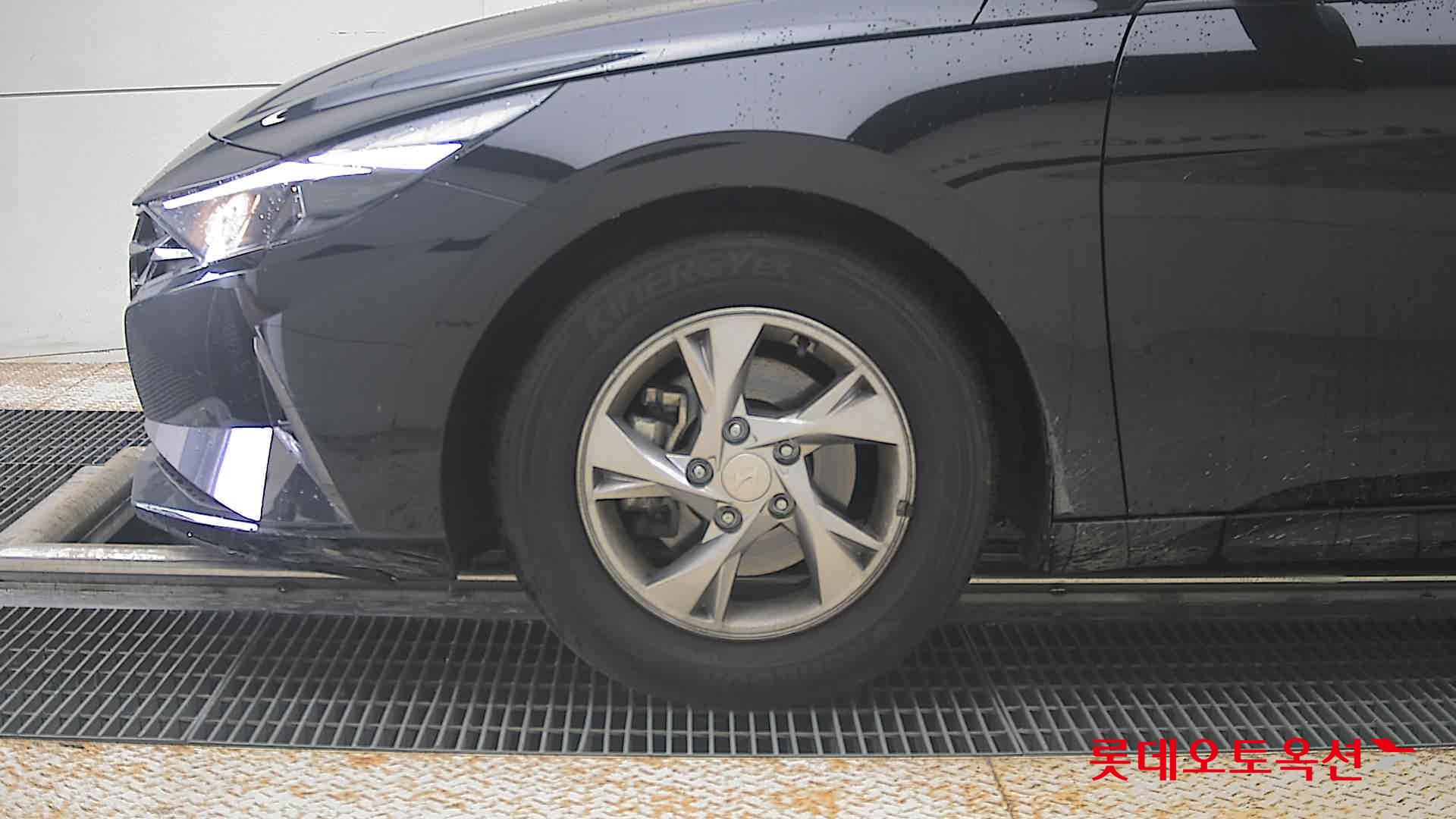 2021 - hyundai avante