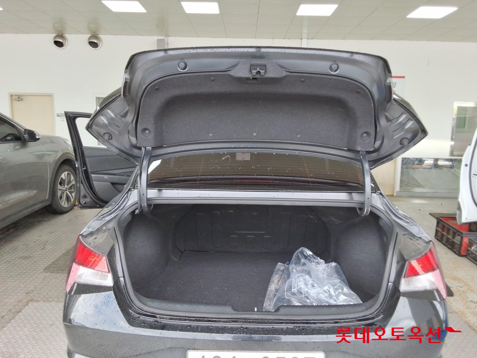 2021 - hyundai avante
