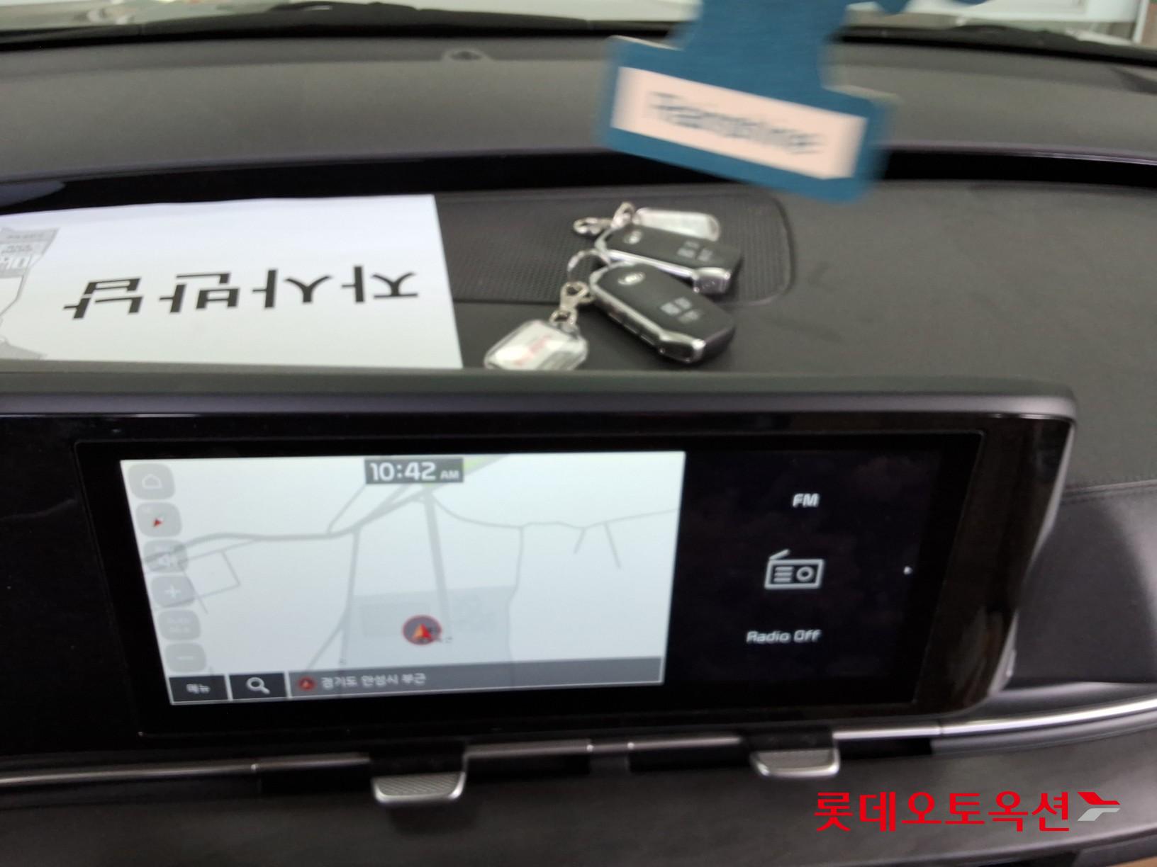 2021 - kia carnival