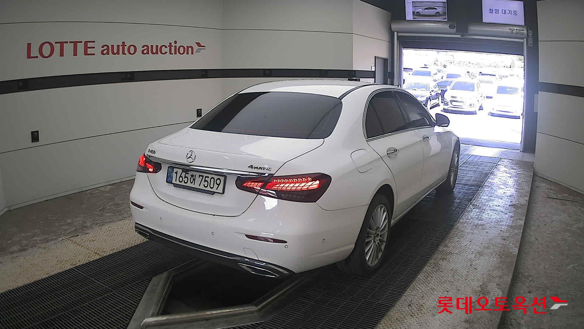 2022 - mercedes-benz e220