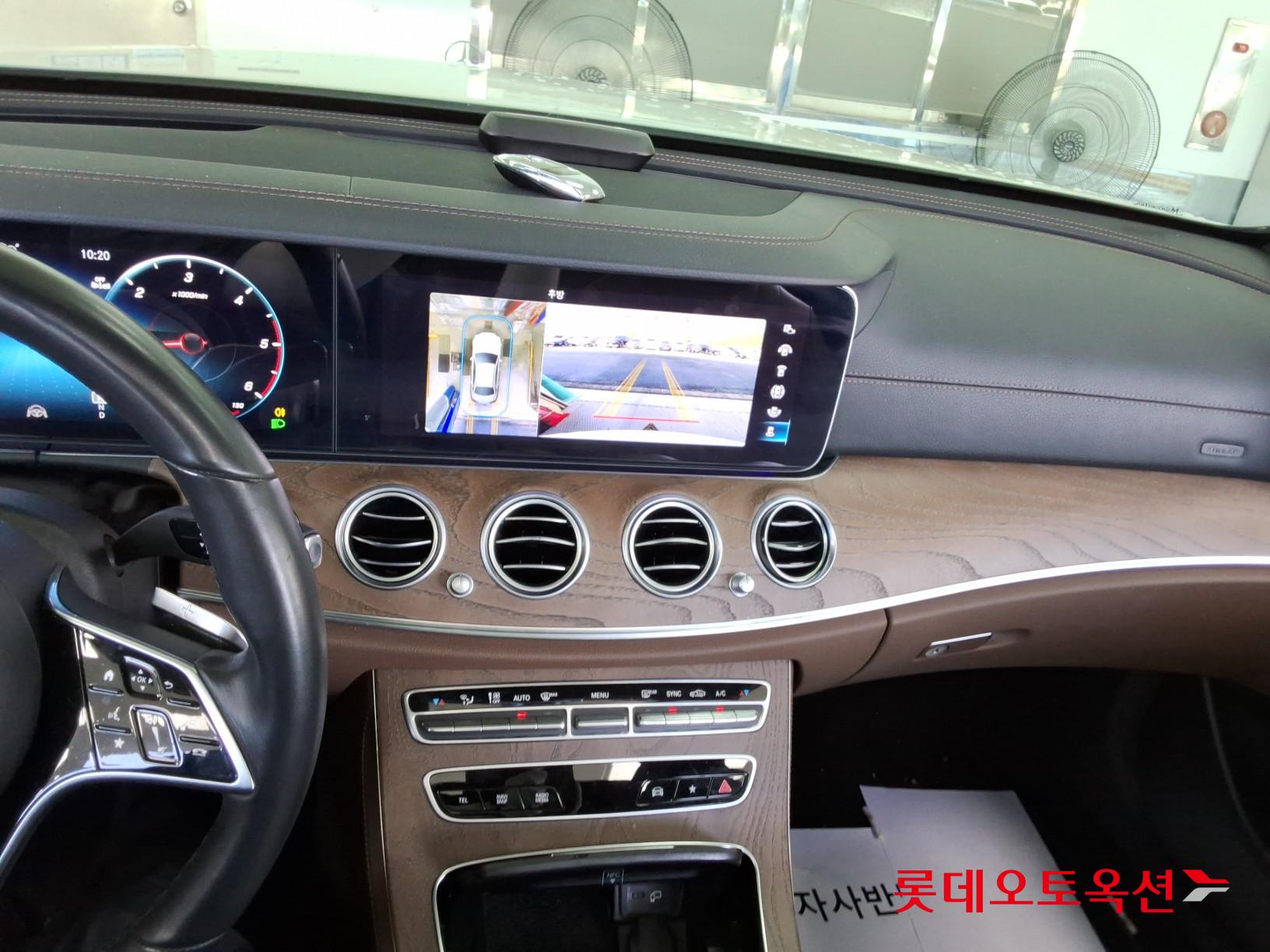 2022 - mercedes-benz e220