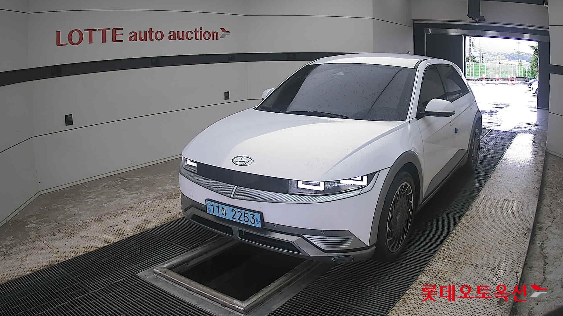2023 - hyundai ioniq