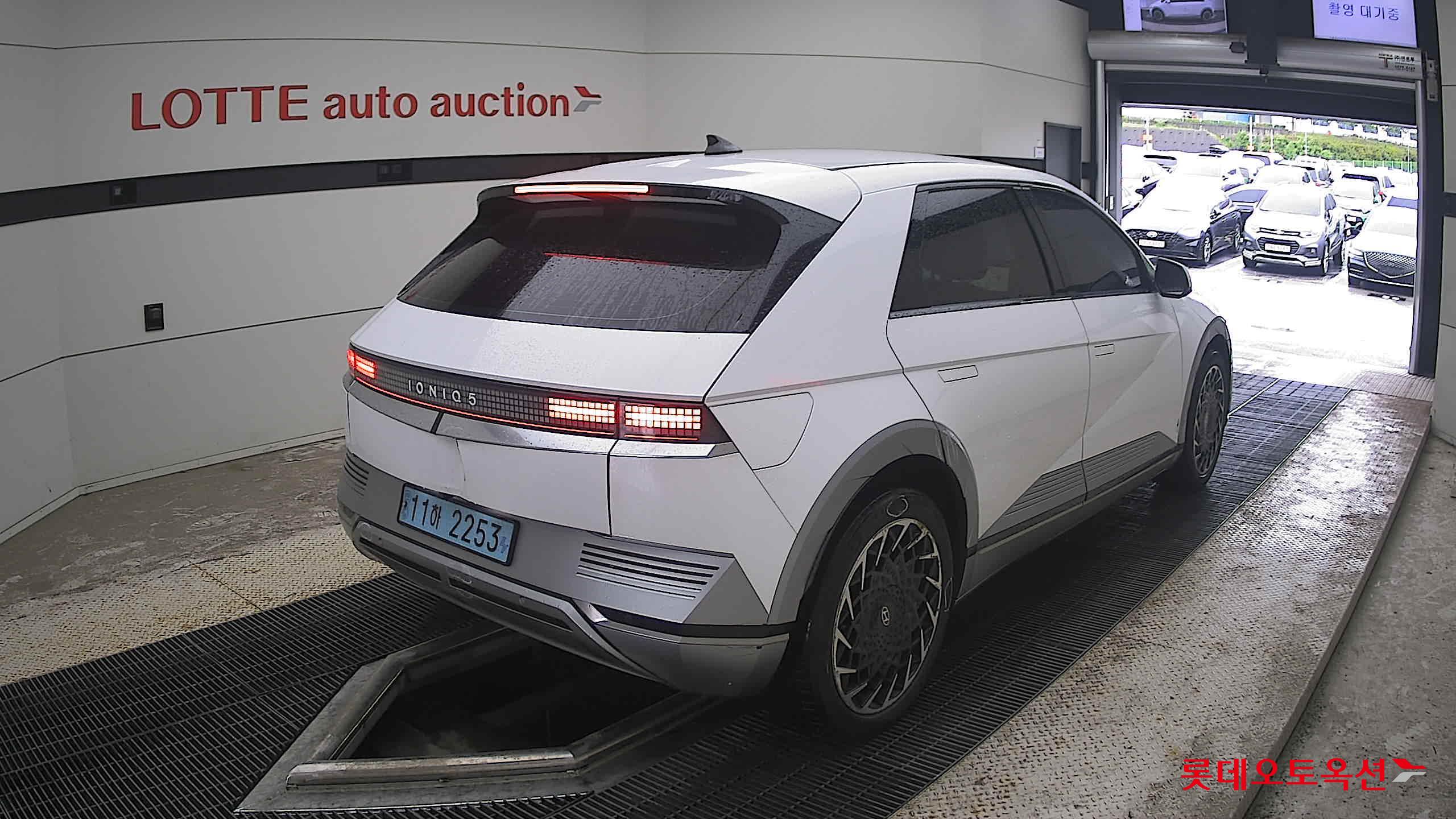 2023 - hyundai ioniq