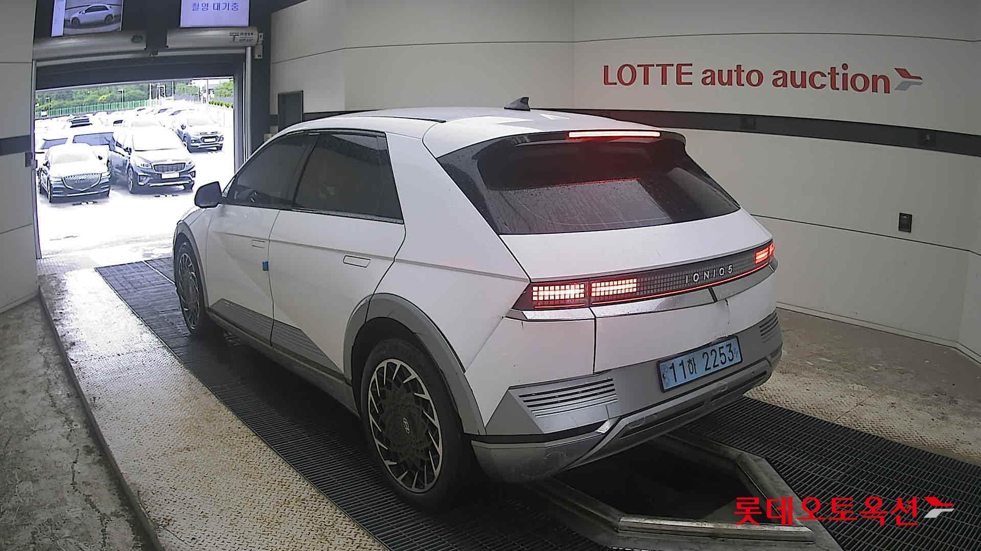 2023 - hyundai ioniq