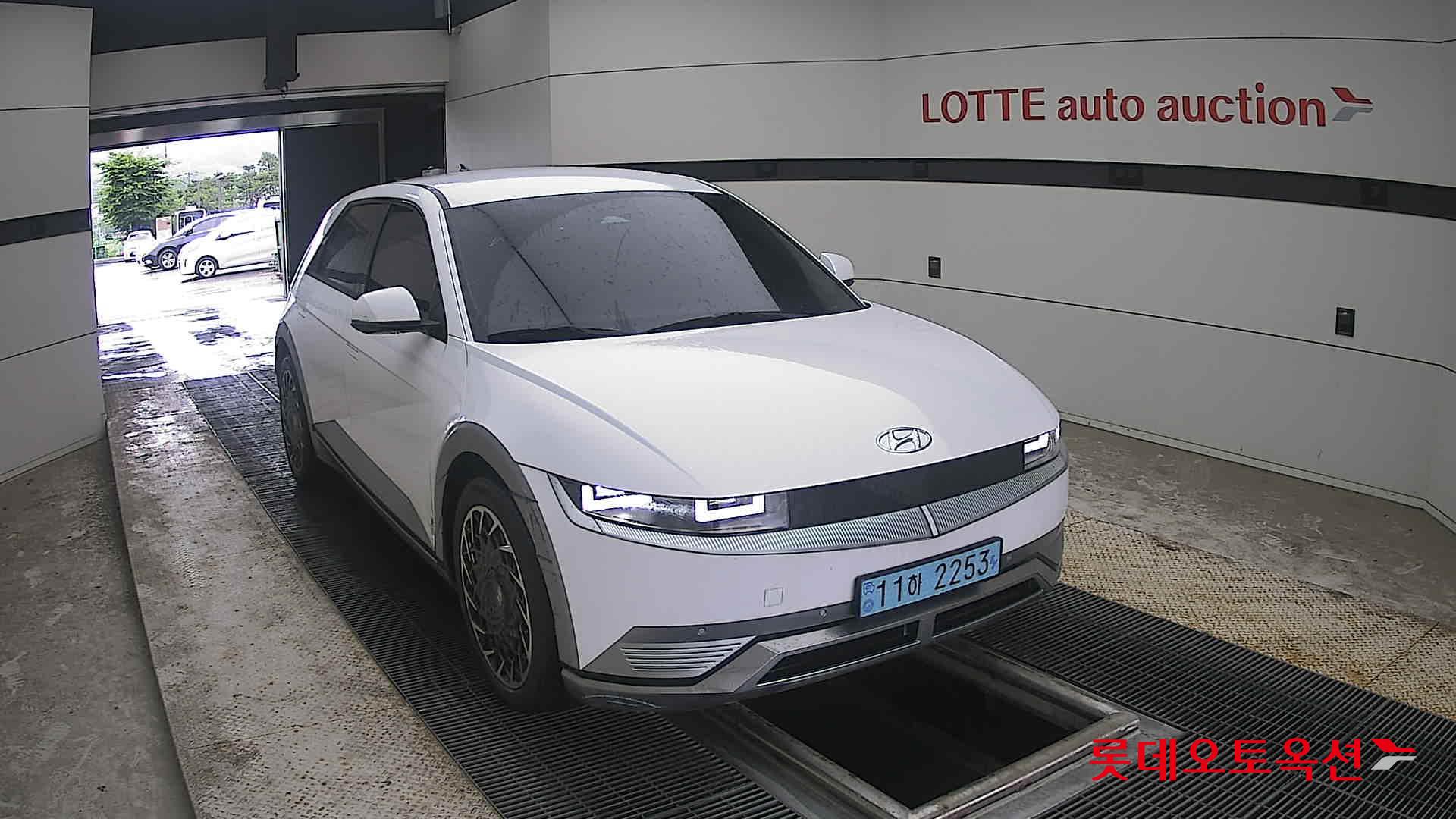 2023 - hyundai ioniq